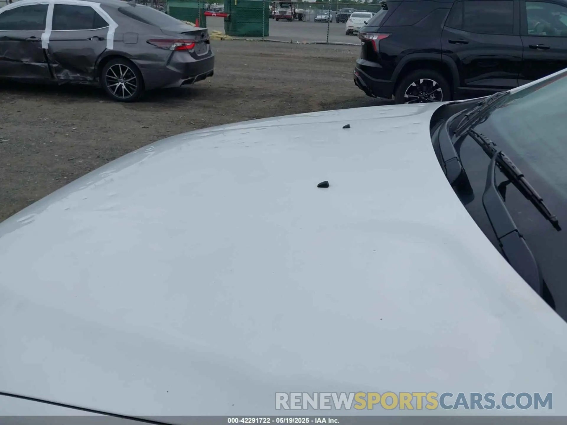 6 Photograph of a damaged car 1C4PJLCB8KD145129 JEEP CHEROKEE 2019