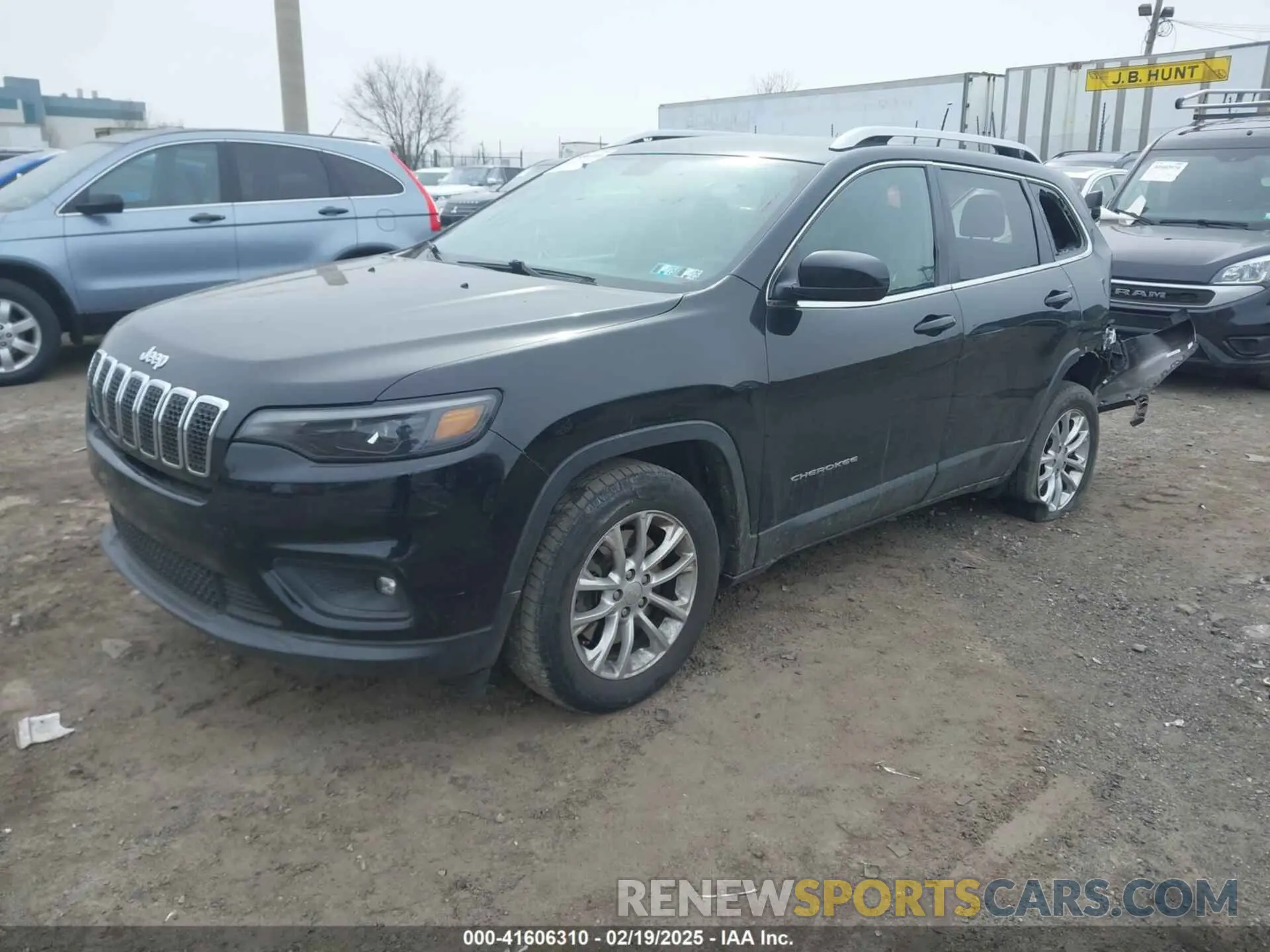 2 Photograph of a damaged car 1C4PJLCBXKD285702 JEEP CHEROKEE 2019