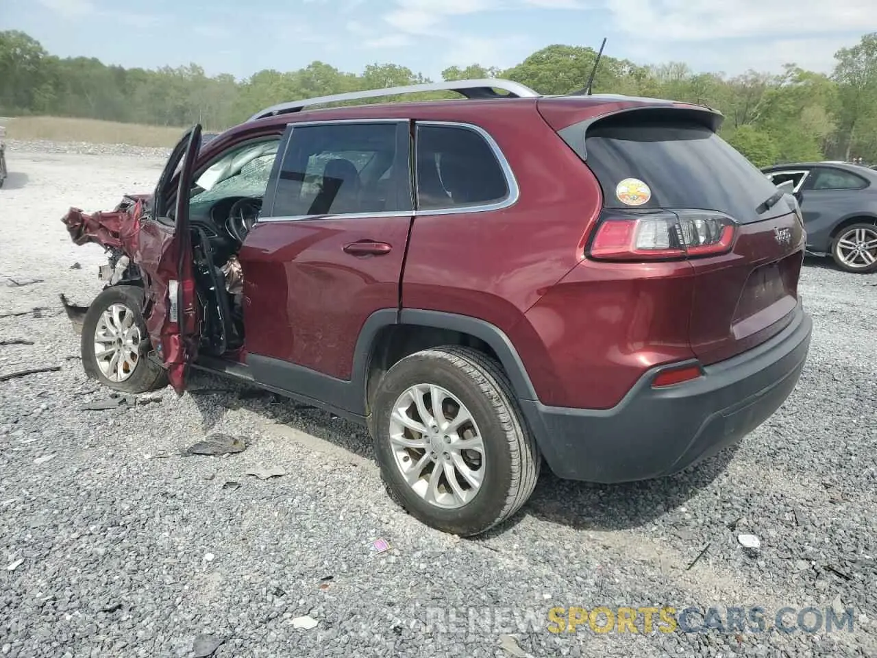2 Photograph of a damaged car 1C4PJLCBXKD406180 JEEP CHEROKEE 2019