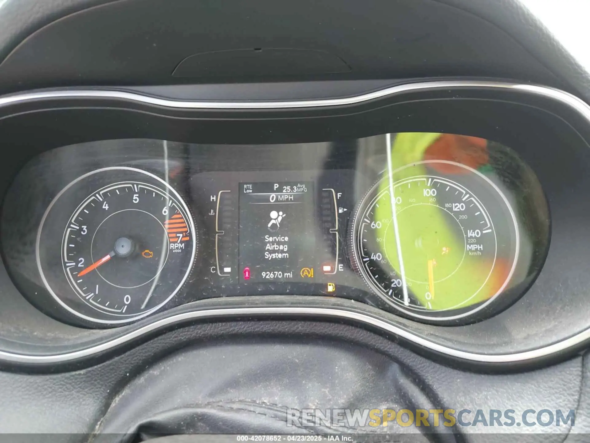7 Photograph of a damaged car 1C4PJLCBXKD439700 JEEP CHEROKEE 2019