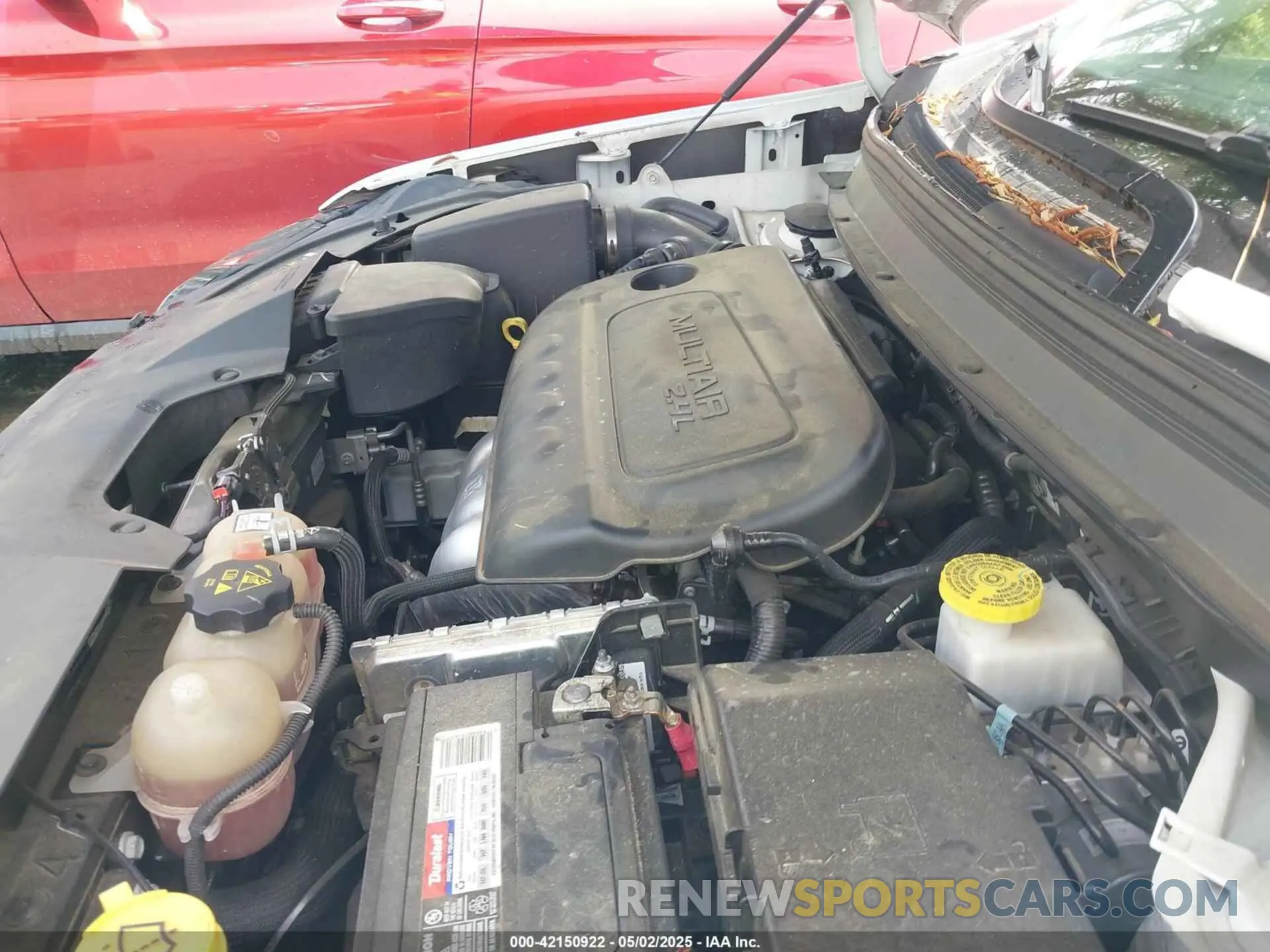 10 Photograph of a damaged car 1C4PJLDB0KD233056 JEEP CHEROKEE 2019