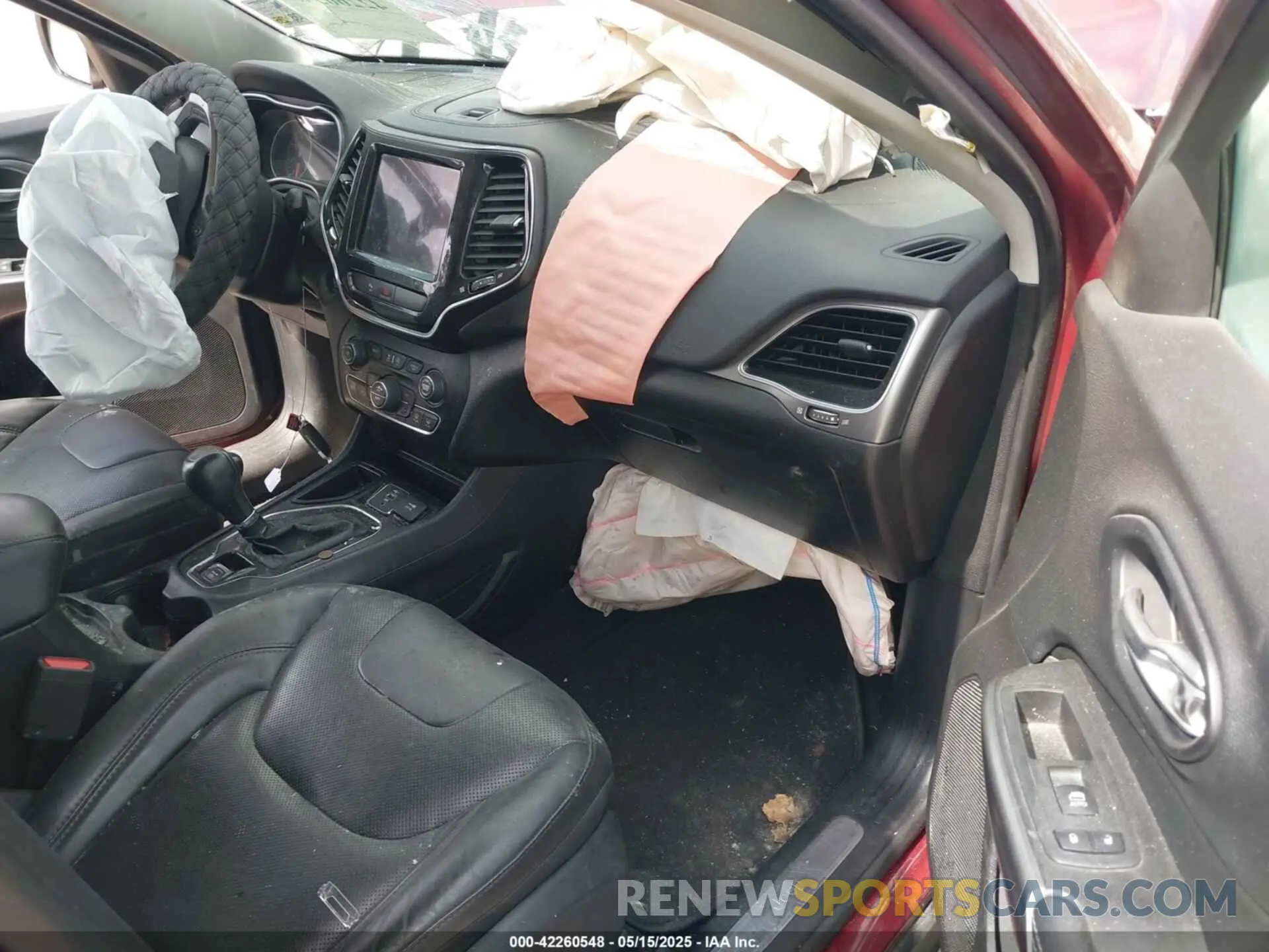 5 Фотография поврежденного автомобиля 1C4PJLDB1KD443567 JEEP CHEROKEE 2019
