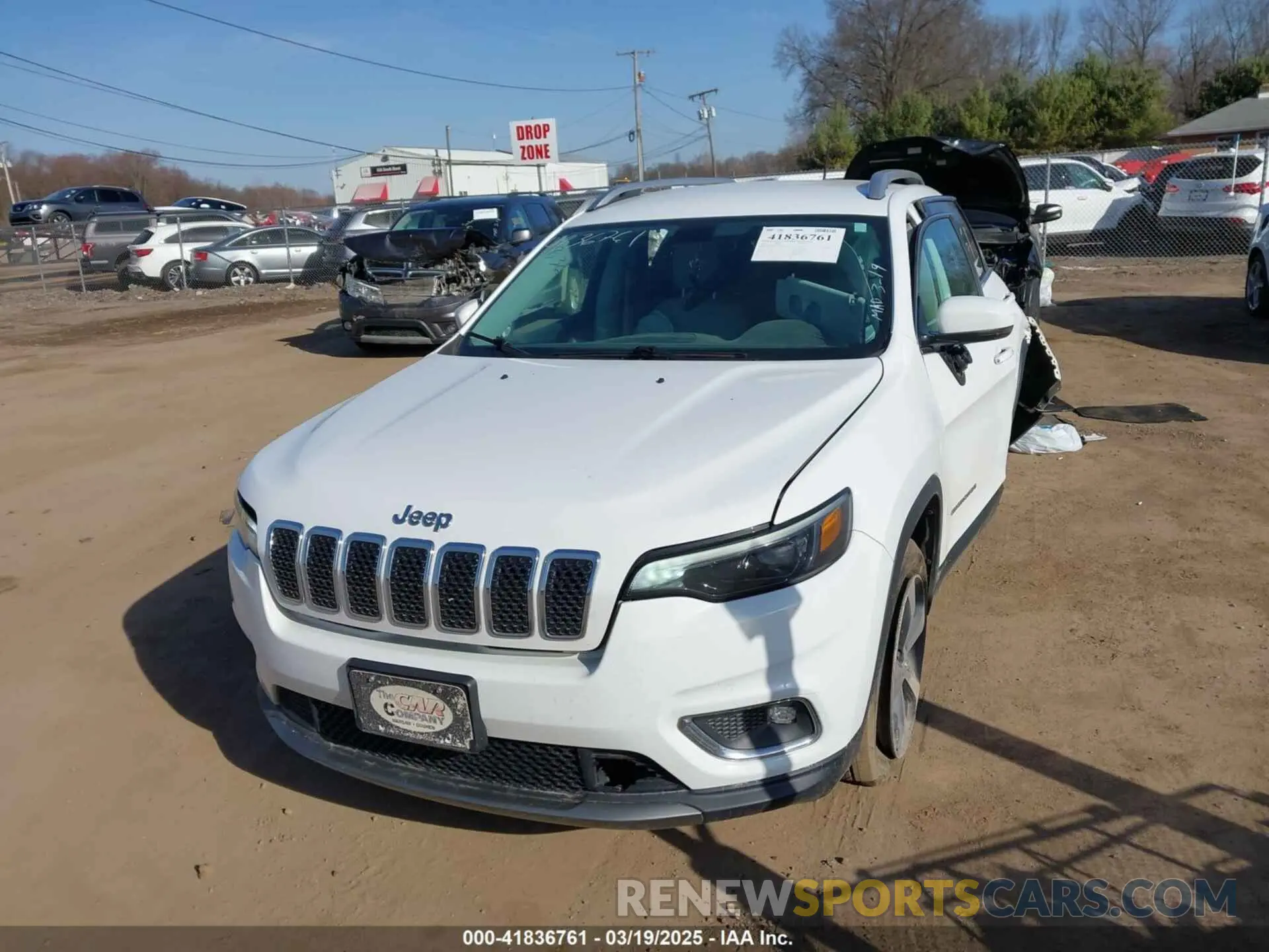2 Photograph of a damaged car 1C4PJLDB4KD172228 JEEP CHEROKEE 2019