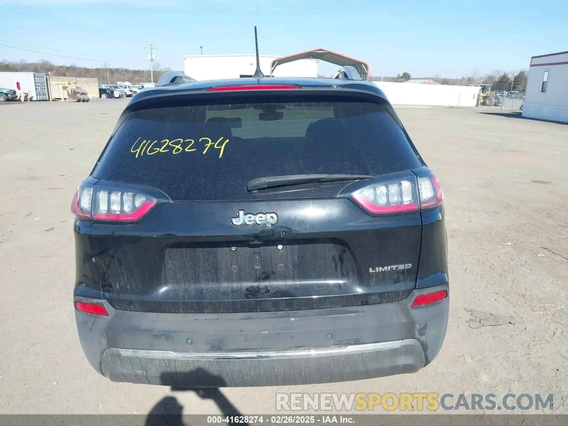 16 Фотография поврежденного автомобиля 1C4PJLDB4KD416184 JEEP CHEROKEE 2019