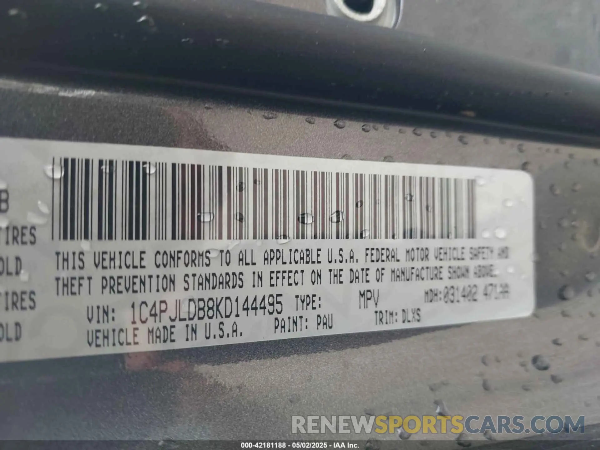 9 Фотография поврежденного автомобиля 1C4PJLDB8KD144495 JEEP CHEROKEE 2019