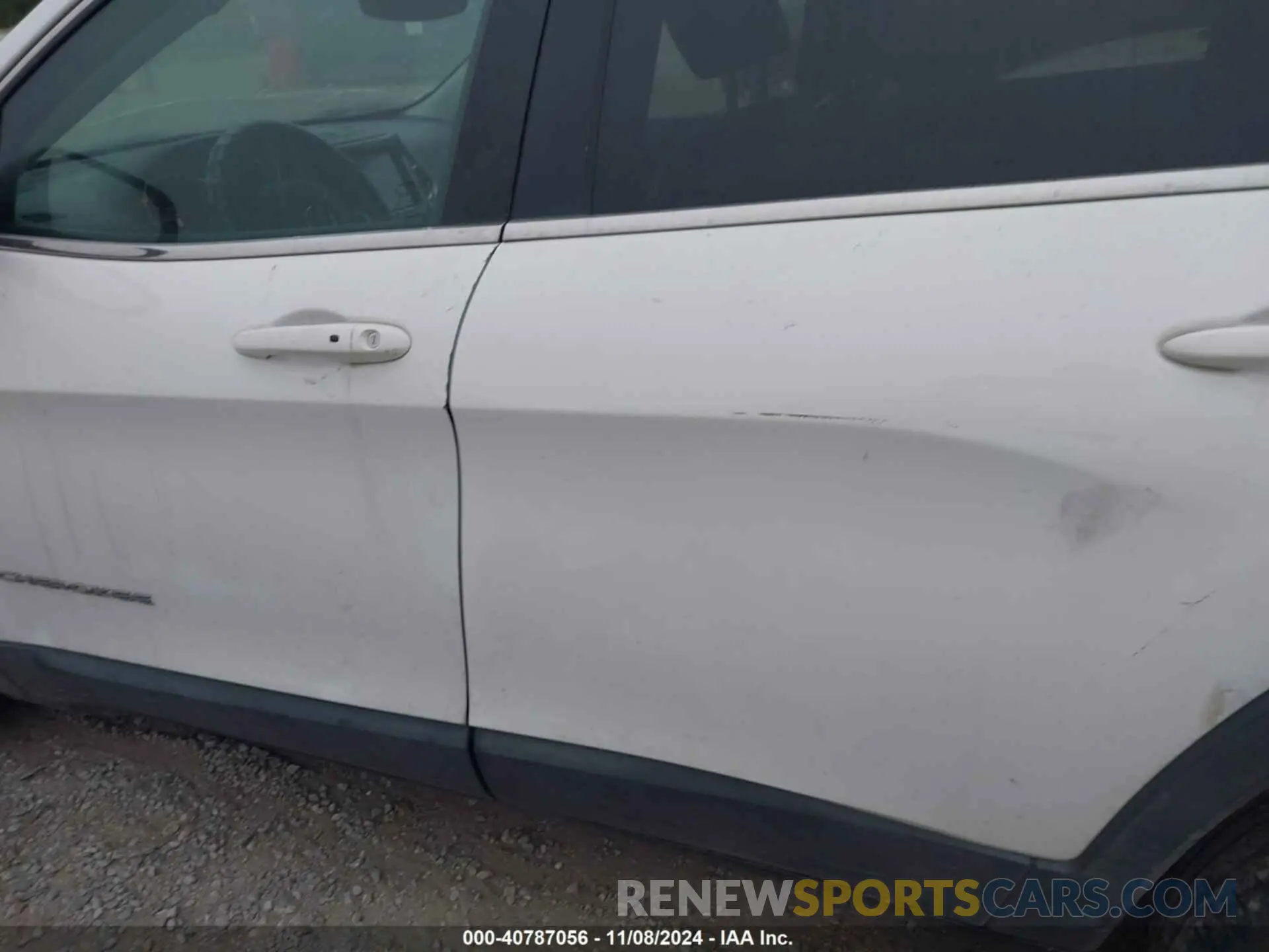 19 Фотография поврежденного автомобиля 1C4PJLDB8KD195916 JEEP CHEROKEE 2019