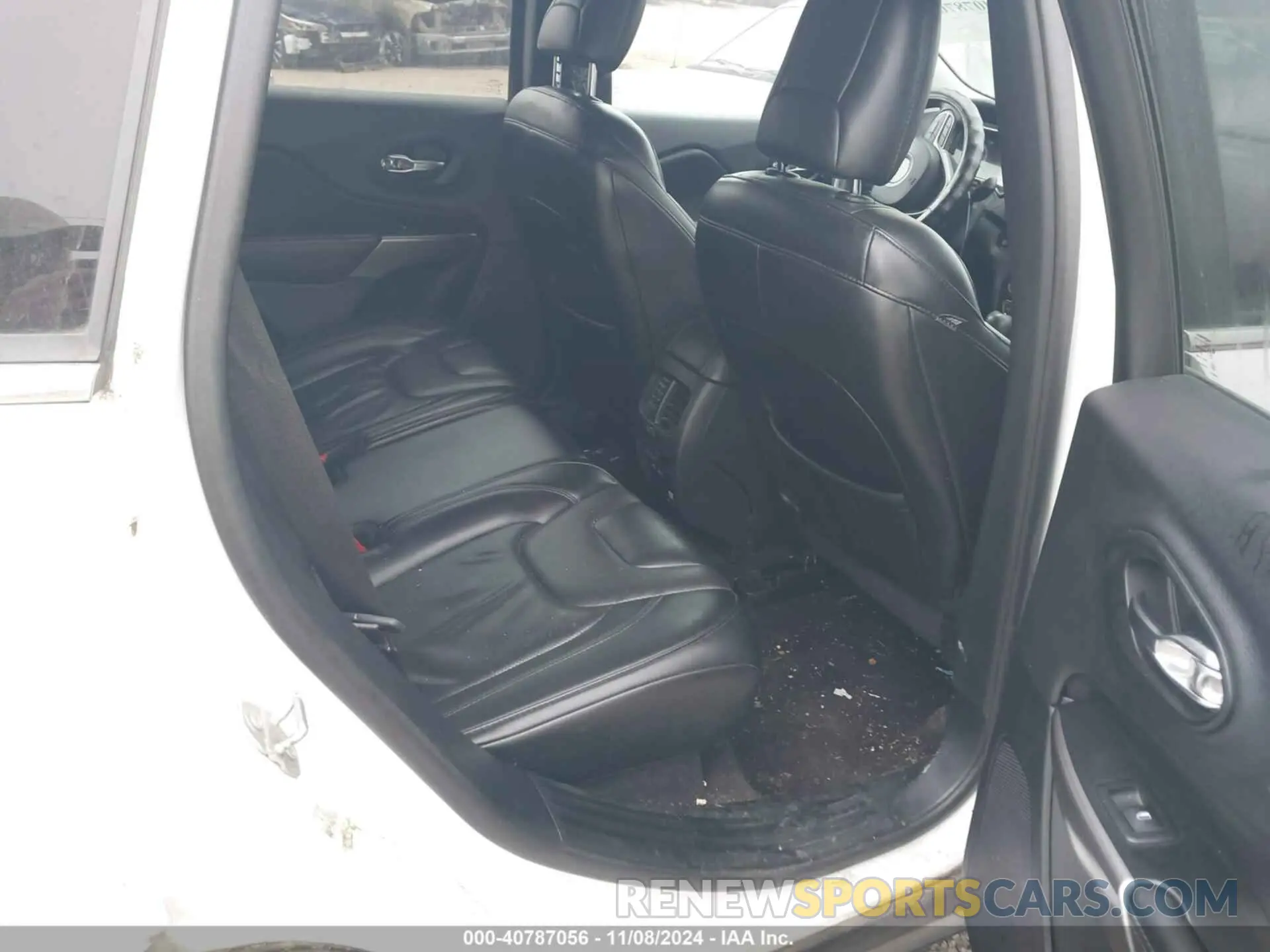 8 Фотография поврежденного автомобиля 1C4PJLDB8KD195916 JEEP CHEROKEE 2019