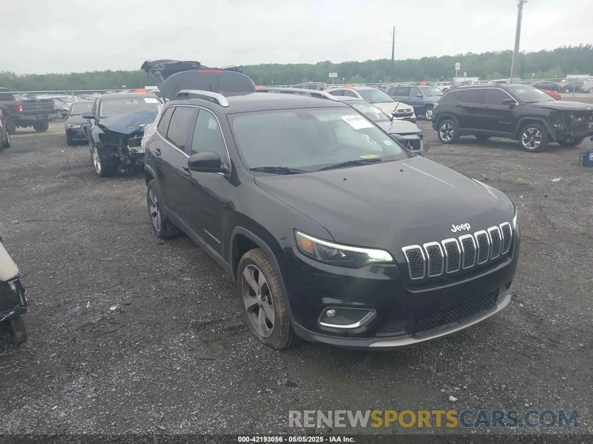 1 Photograph of a damaged car 1C4PJLDB8KD387272 JEEP CHEROKEE 2019