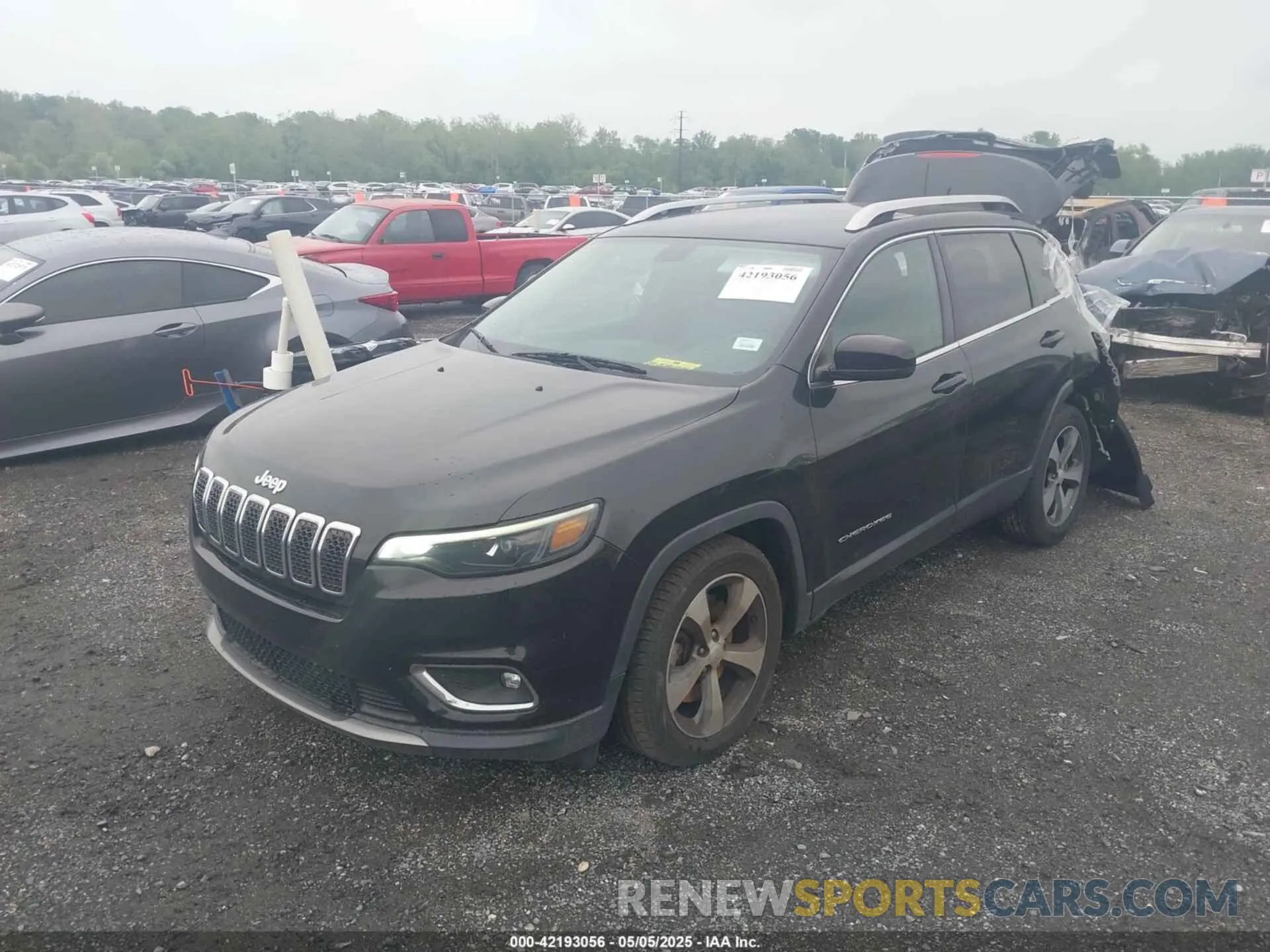 2 Photograph of a damaged car 1C4PJLDB8KD387272 JEEP CHEROKEE 2019