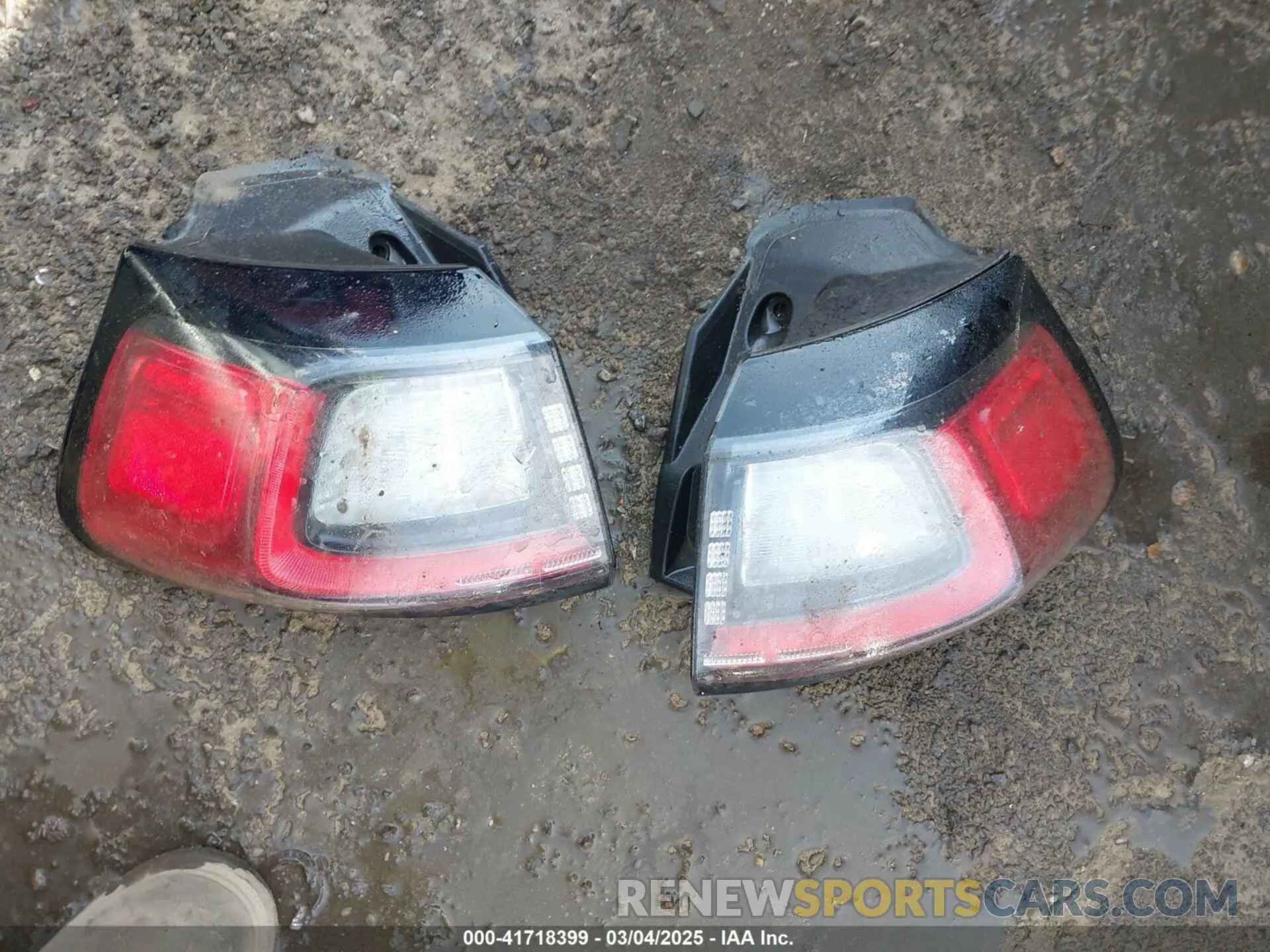 12 Photograph of a damaged car 1C4PJLDBXKD433958 JEEP CHEROKEE 2019