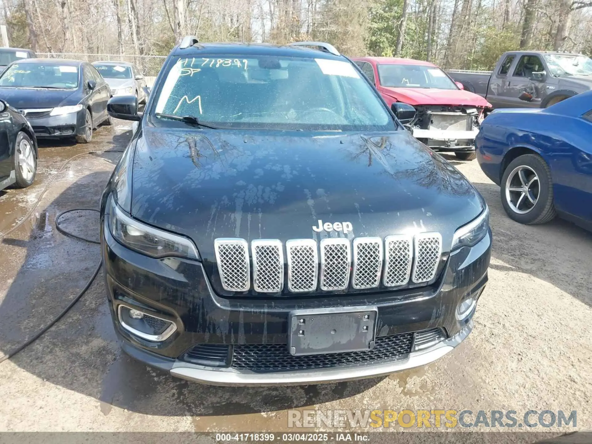 13 Photograph of a damaged car 1C4PJLDBXKD433958 JEEP CHEROKEE 2019