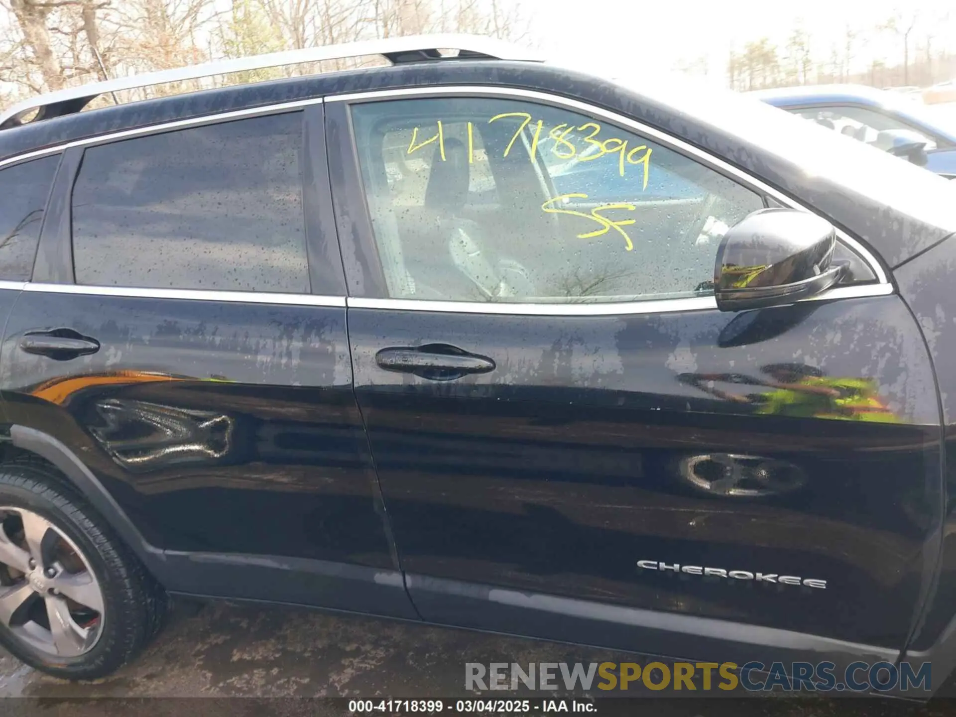 14 Photograph of a damaged car 1C4PJLDBXKD433958 JEEP CHEROKEE 2019