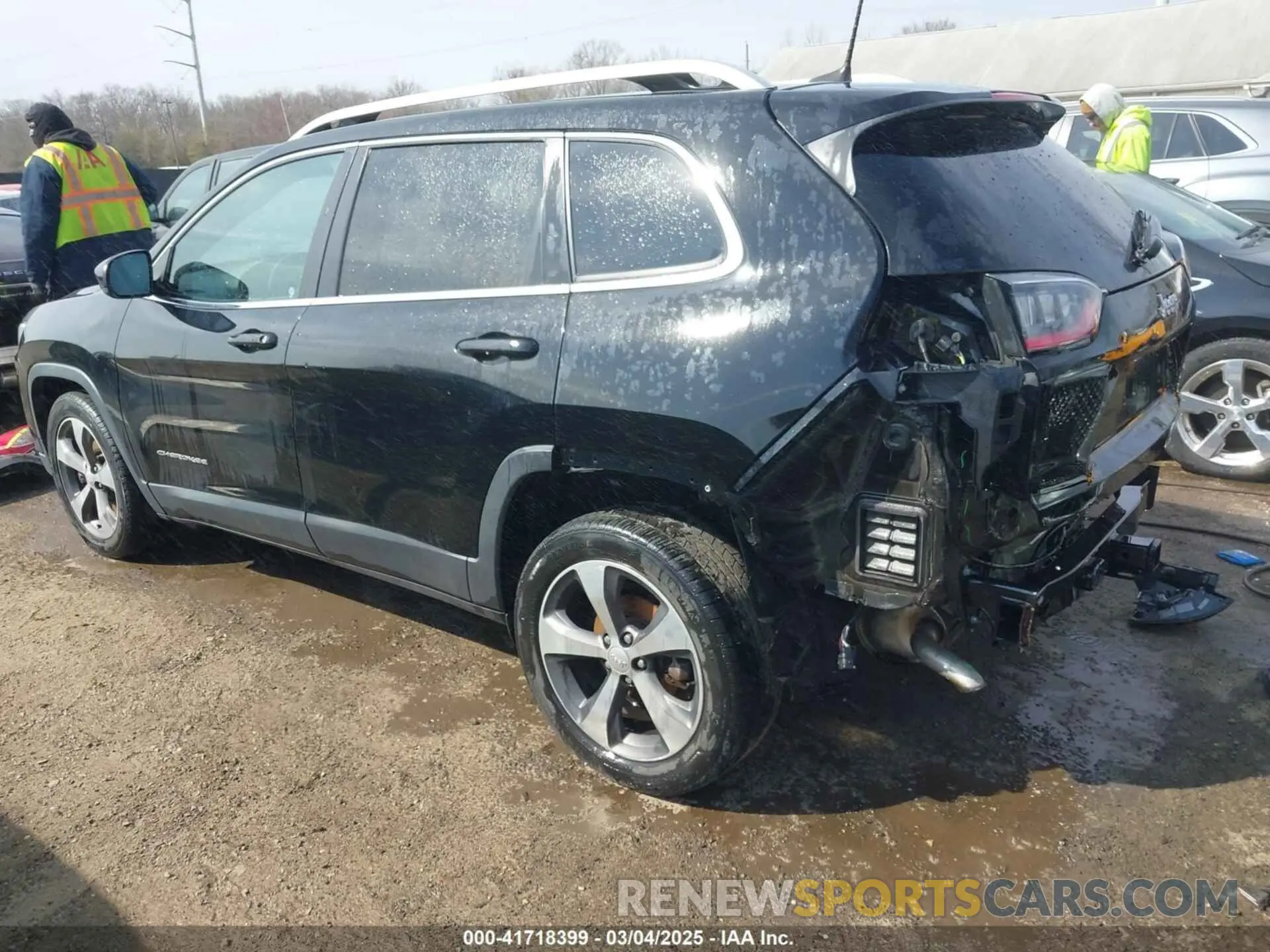 3 Photograph of a damaged car 1C4PJLDBXKD433958 JEEP CHEROKEE 2019