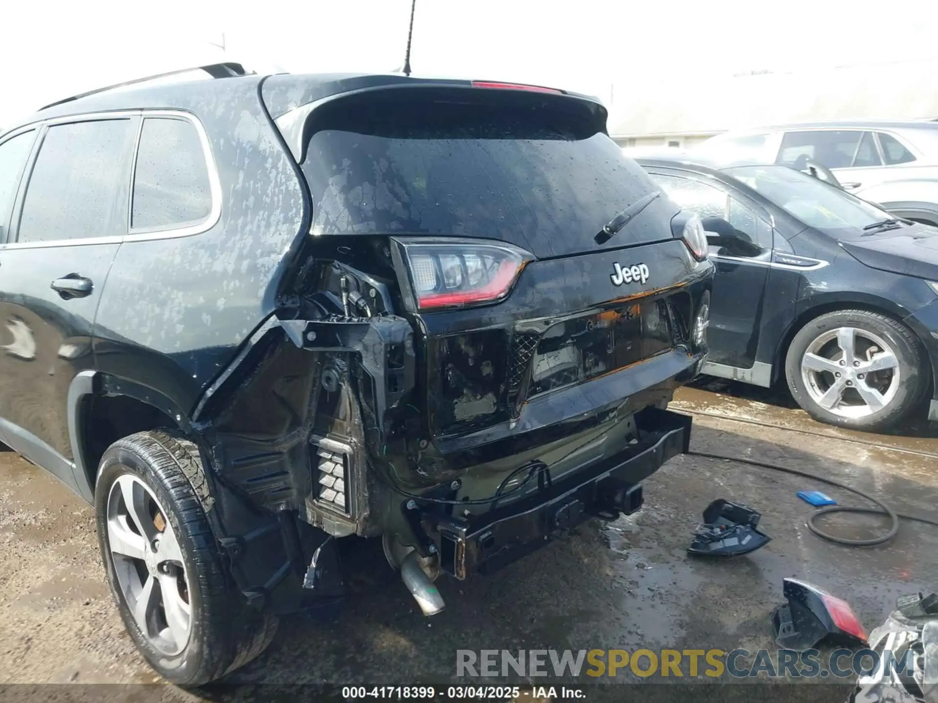 6 Photograph of a damaged car 1C4PJLDBXKD433958 JEEP CHEROKEE 2019