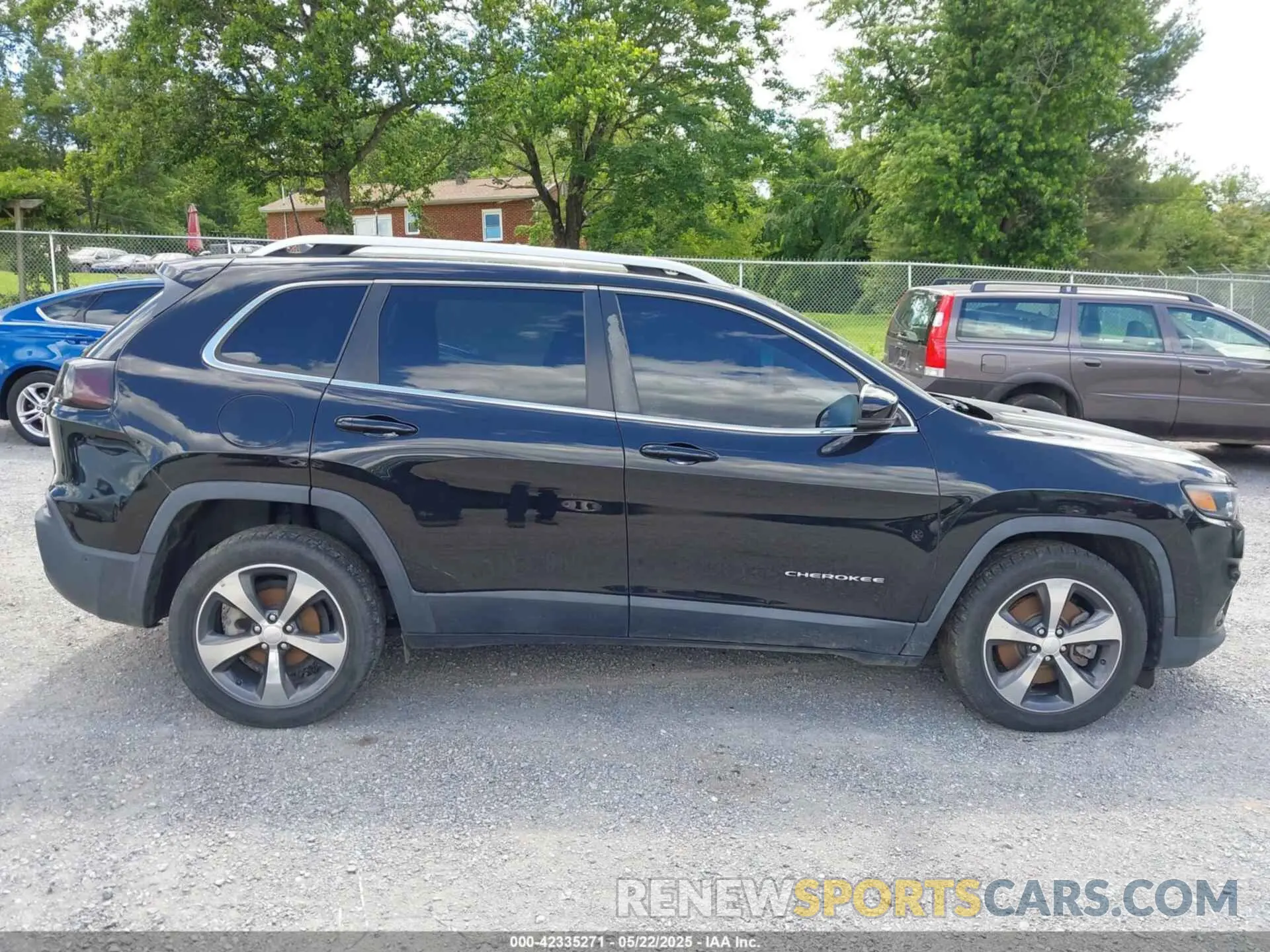 13 Фотография поврежденного автомобиля 1C4PJLDNXKD128289 JEEP CHEROKEE 2019
