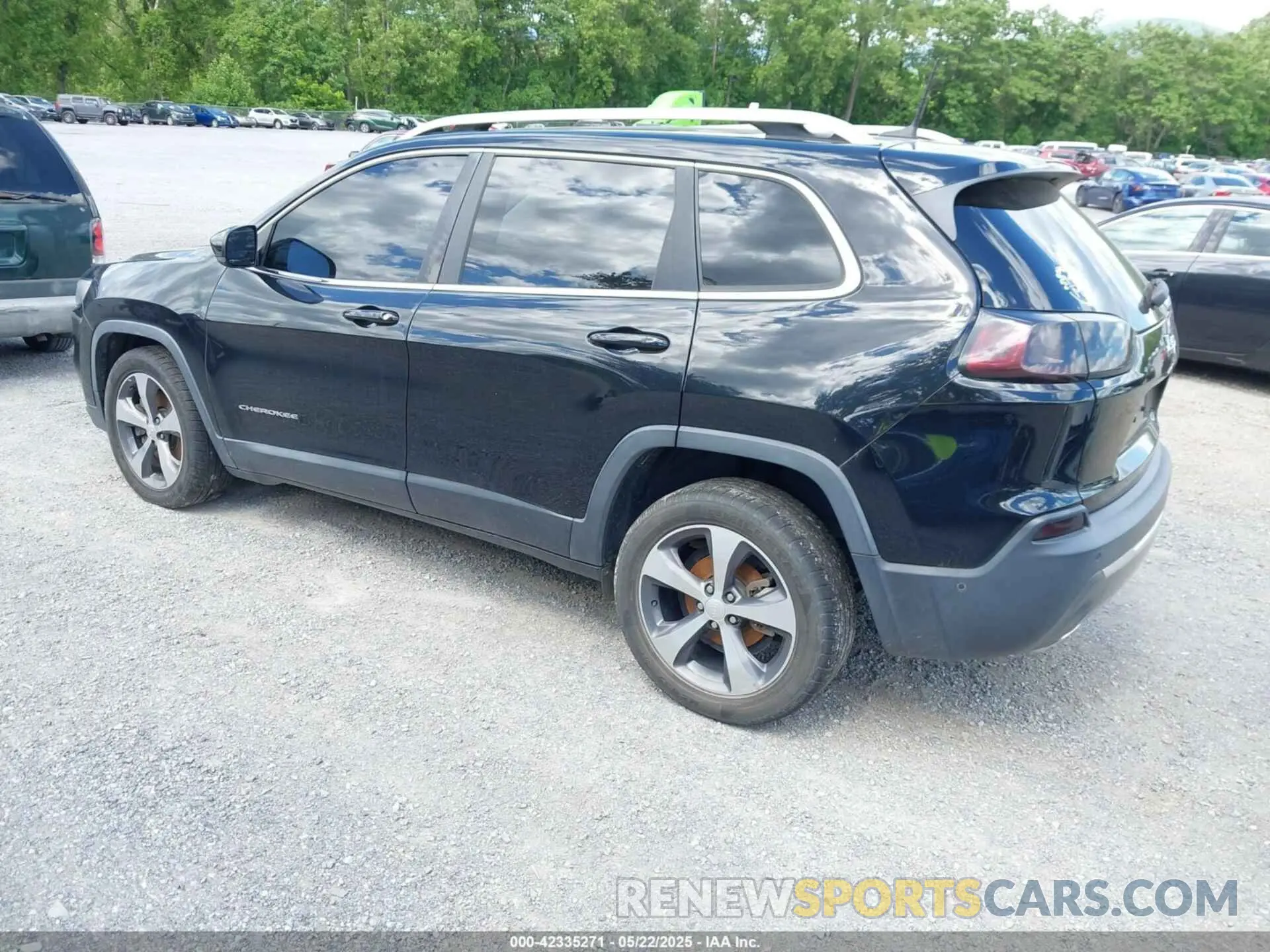 3 Фотография поврежденного автомобиля 1C4PJLDNXKD128289 JEEP CHEROKEE 2019