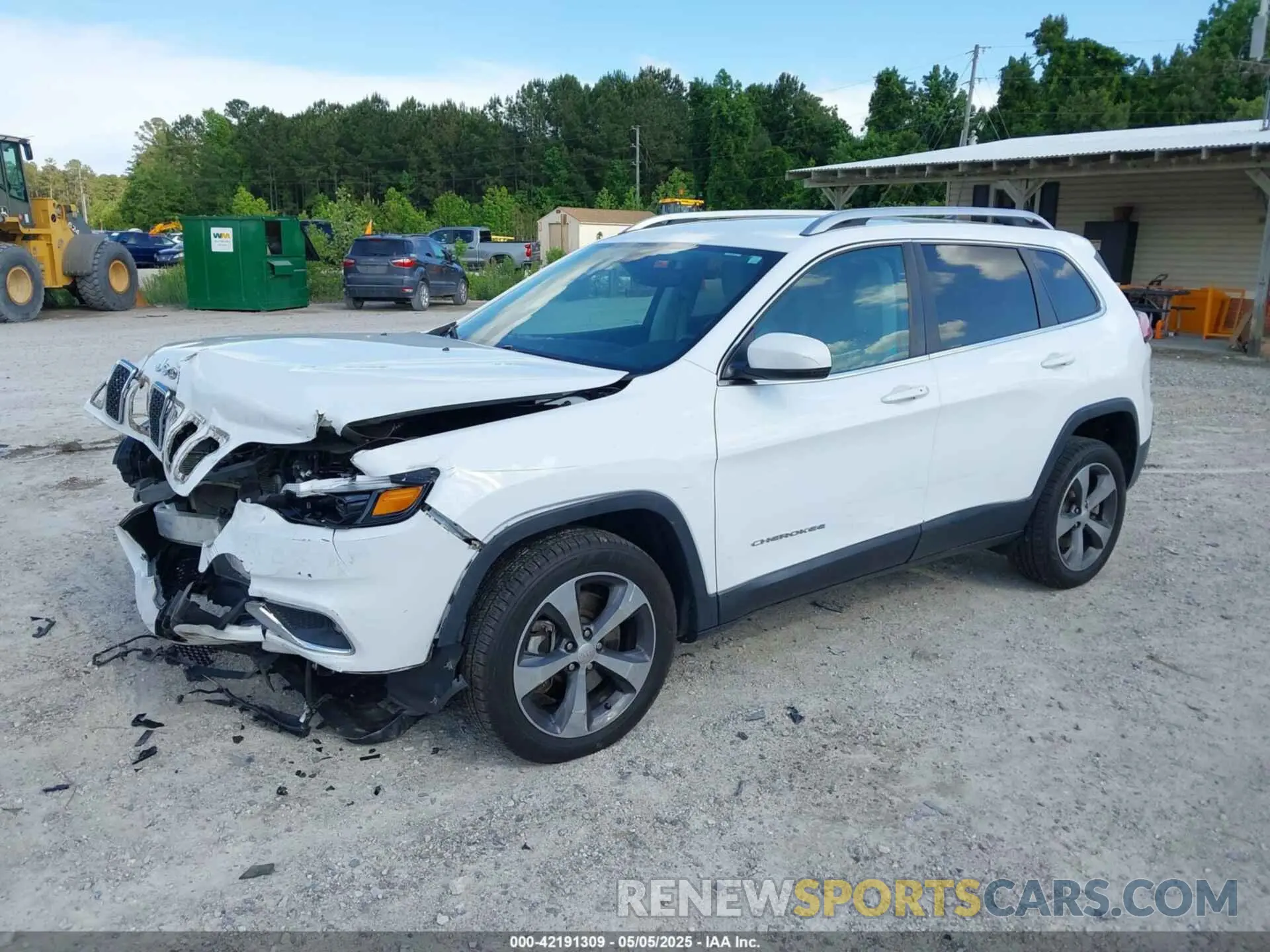 2 Photograph of a damaged car 1C4PJLDX1KD302882 JEEP CHEROKEE 2019