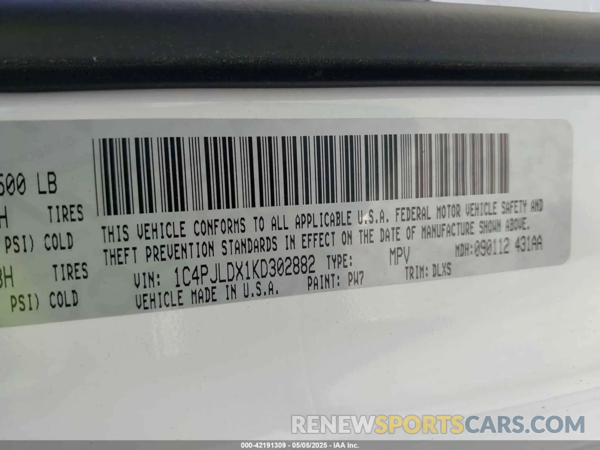 9 Photograph of a damaged car 1C4PJLDX1KD302882 JEEP CHEROKEE 2019