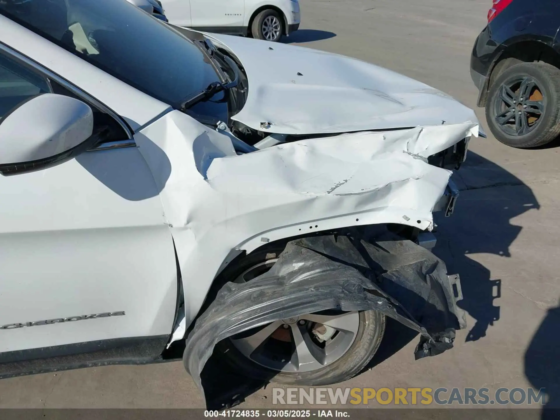 6 Photograph of a damaged car 1C4PJLDX2KD273103 JEEP CHEROKEE 2019