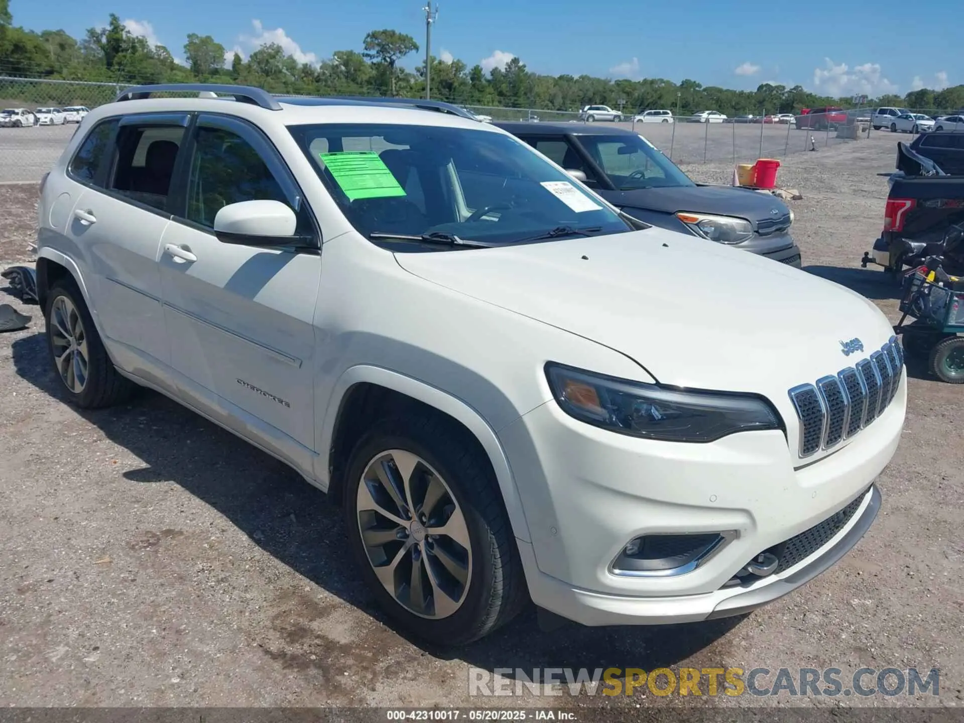 1 Photograph of a damaged car 1C4PJLJN0KD393047 JEEP CHEROKEE 2019