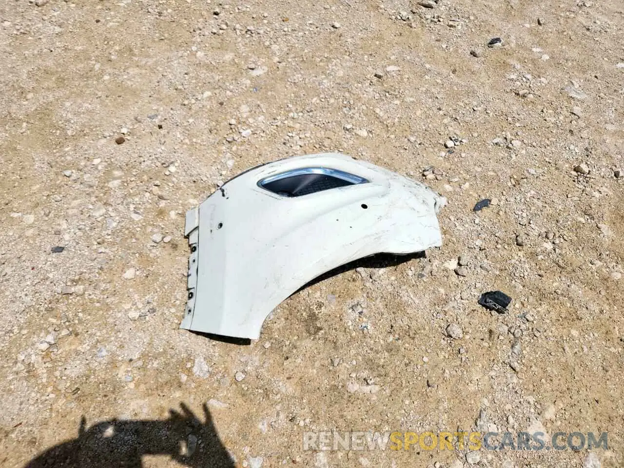 13 Photograph of a damaged car 1C4PJLJX1KD353500 JEEP CHEROKEE 2019