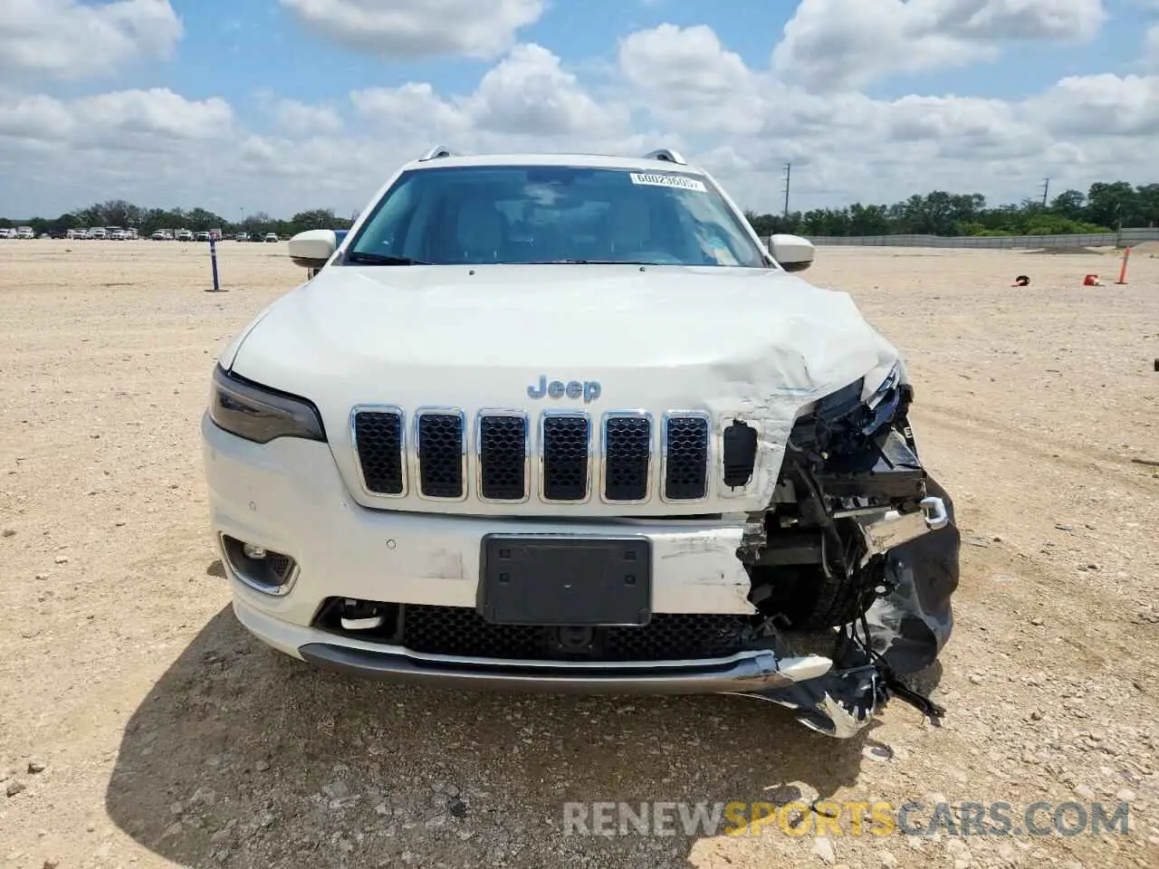 5 Photograph of a damaged car 1C4PJLJX1KD353500 JEEP CHEROKEE 2019