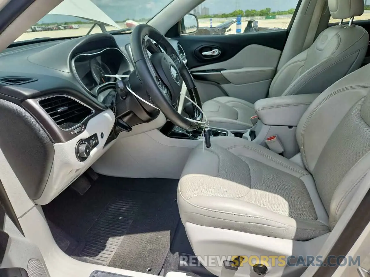7 Photograph of a damaged car 1C4PJLJX1KD353500 JEEP CHEROKEE 2019