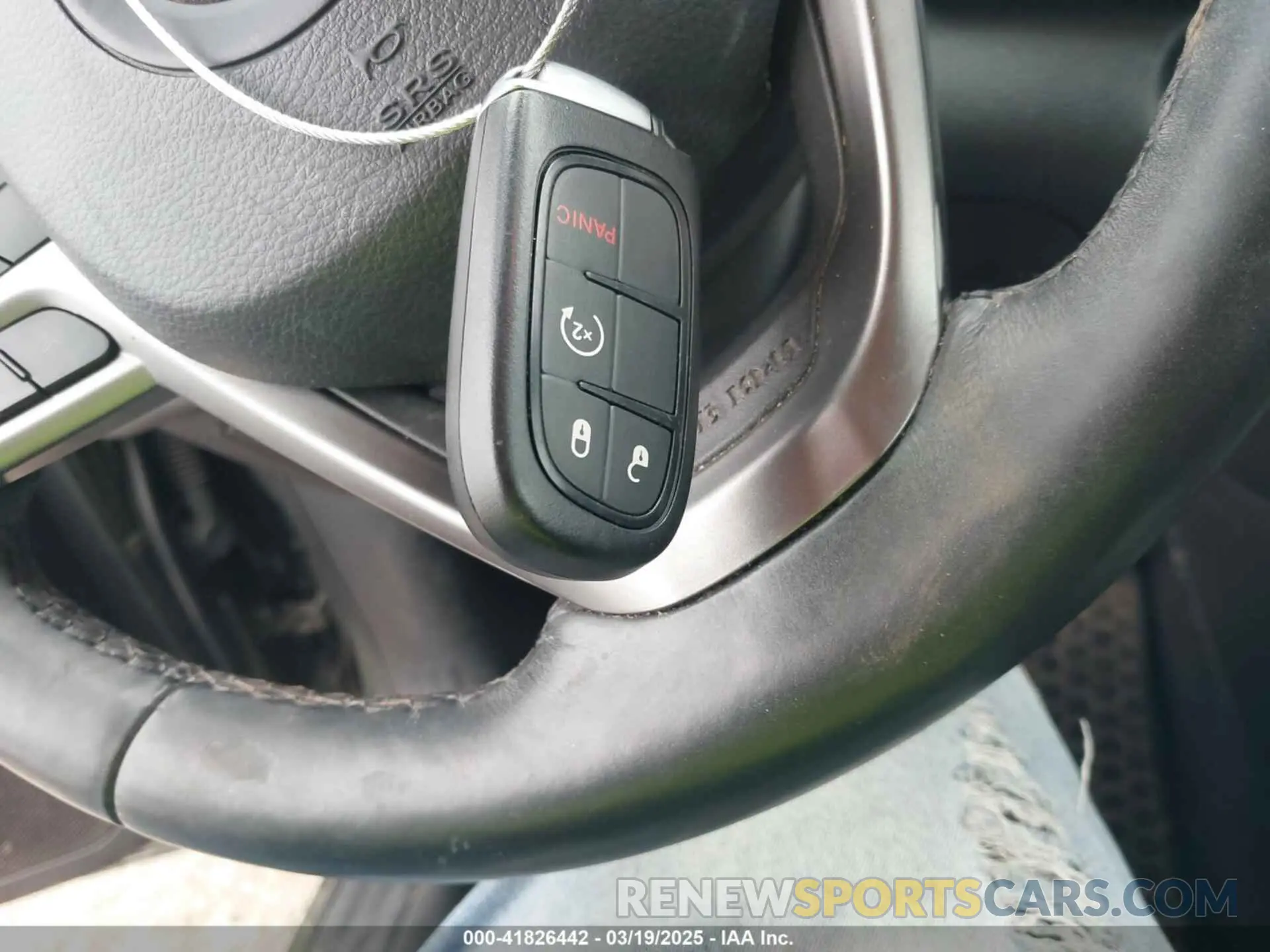 9 Photograph of a damaged car 1C4PJLLB0KD248397 JEEP CHEROKEE 2019