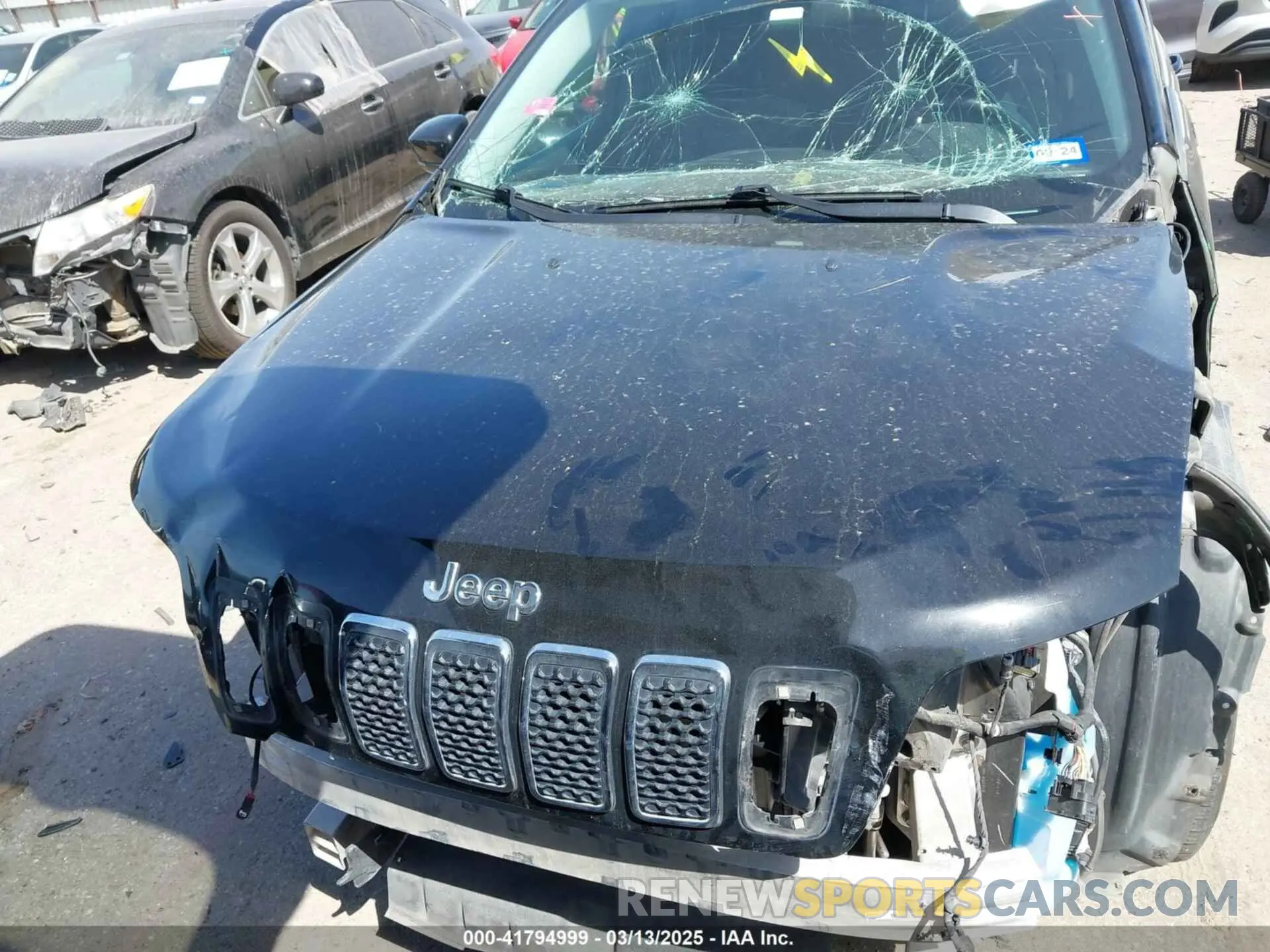 13 Photograph of a damaged car 1C4PJLLB0KD358852 JEEP CHEROKEE 2019