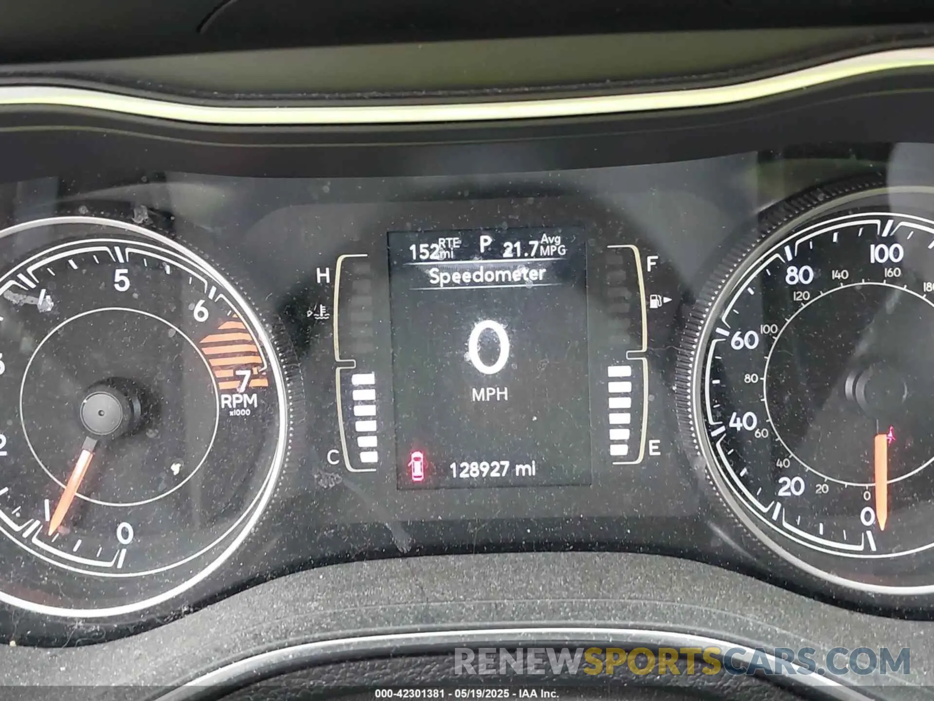 15 Фотография поврежденного автомобиля 1C4PJLLB1KD132495 JEEP CHEROKEE 2019