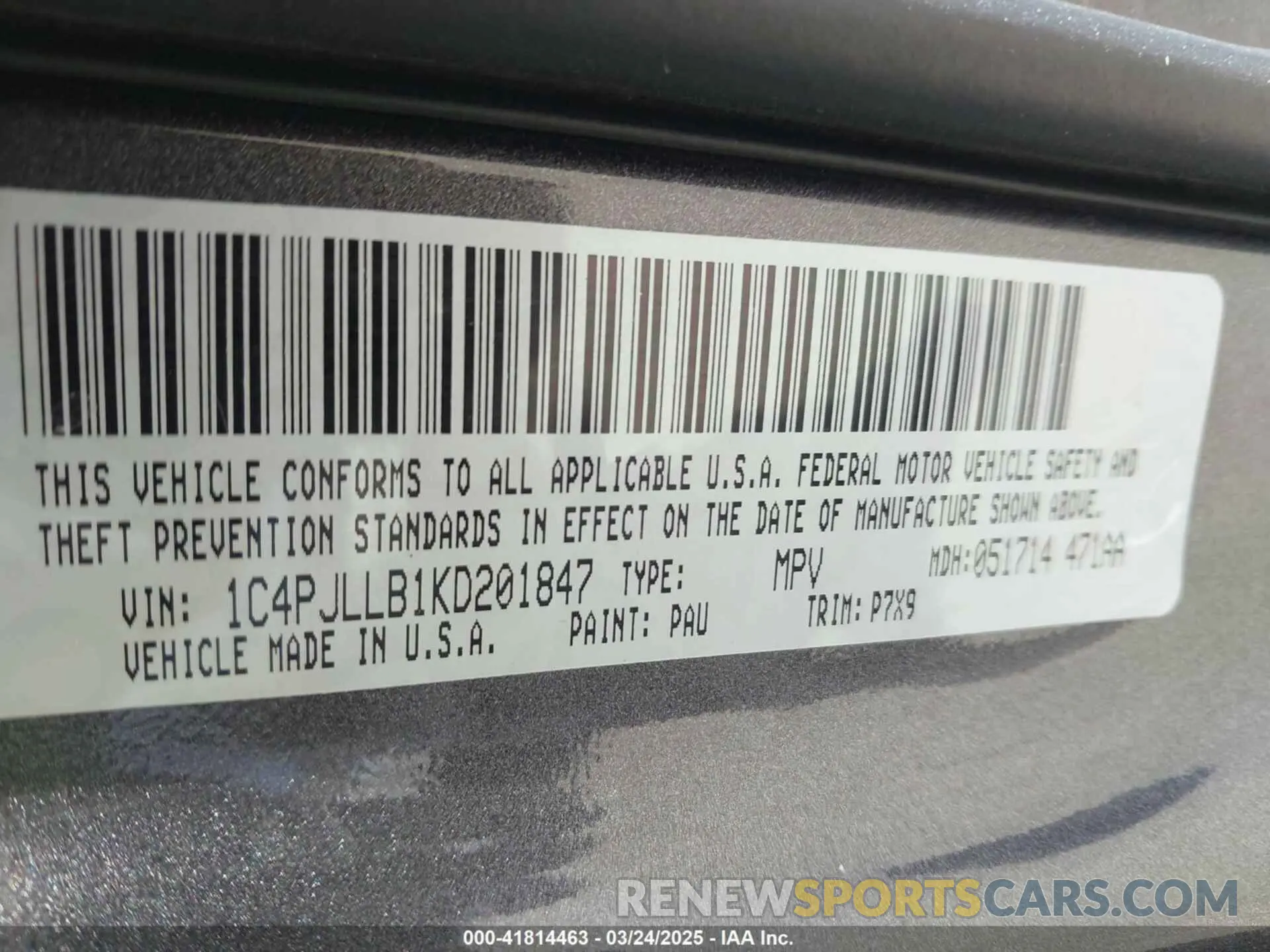 9 Фотография поврежденного автомобиля 1C4PJLLB1KD201847 JEEP CHEROKEE 2019