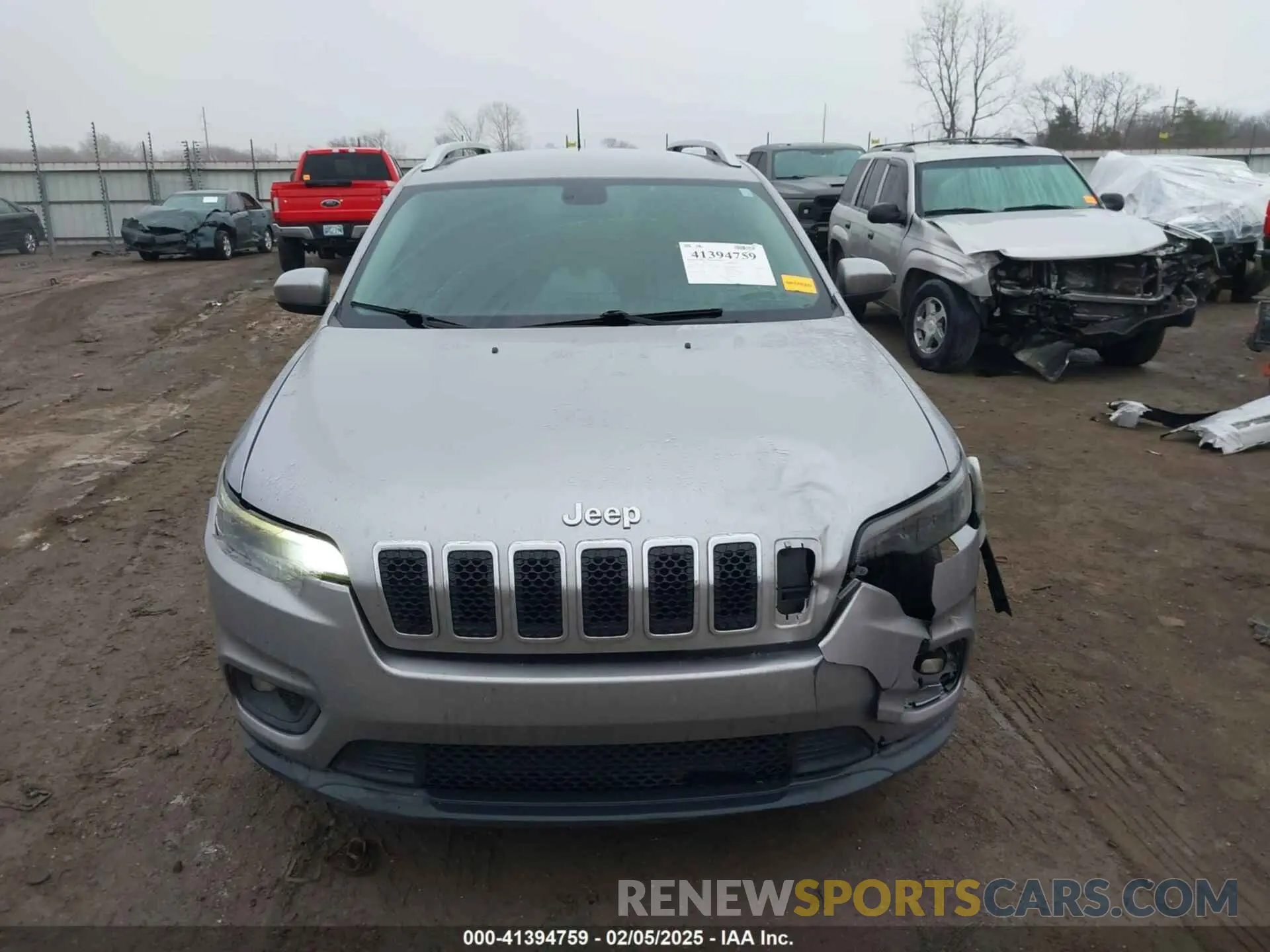 12 Photograph of a damaged car 1C4PJLLB2KD151279 JEEP CHEROKEE 2019