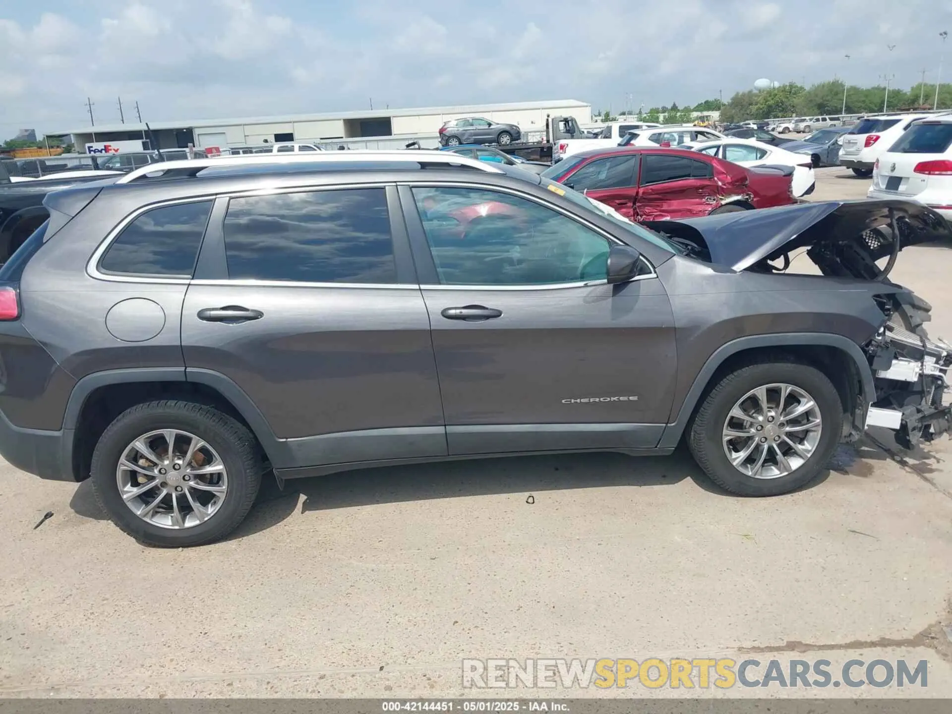 13 Фотография поврежденного автомобиля 1C4PJLLB2KD333239 JEEP CHEROKEE 2019
