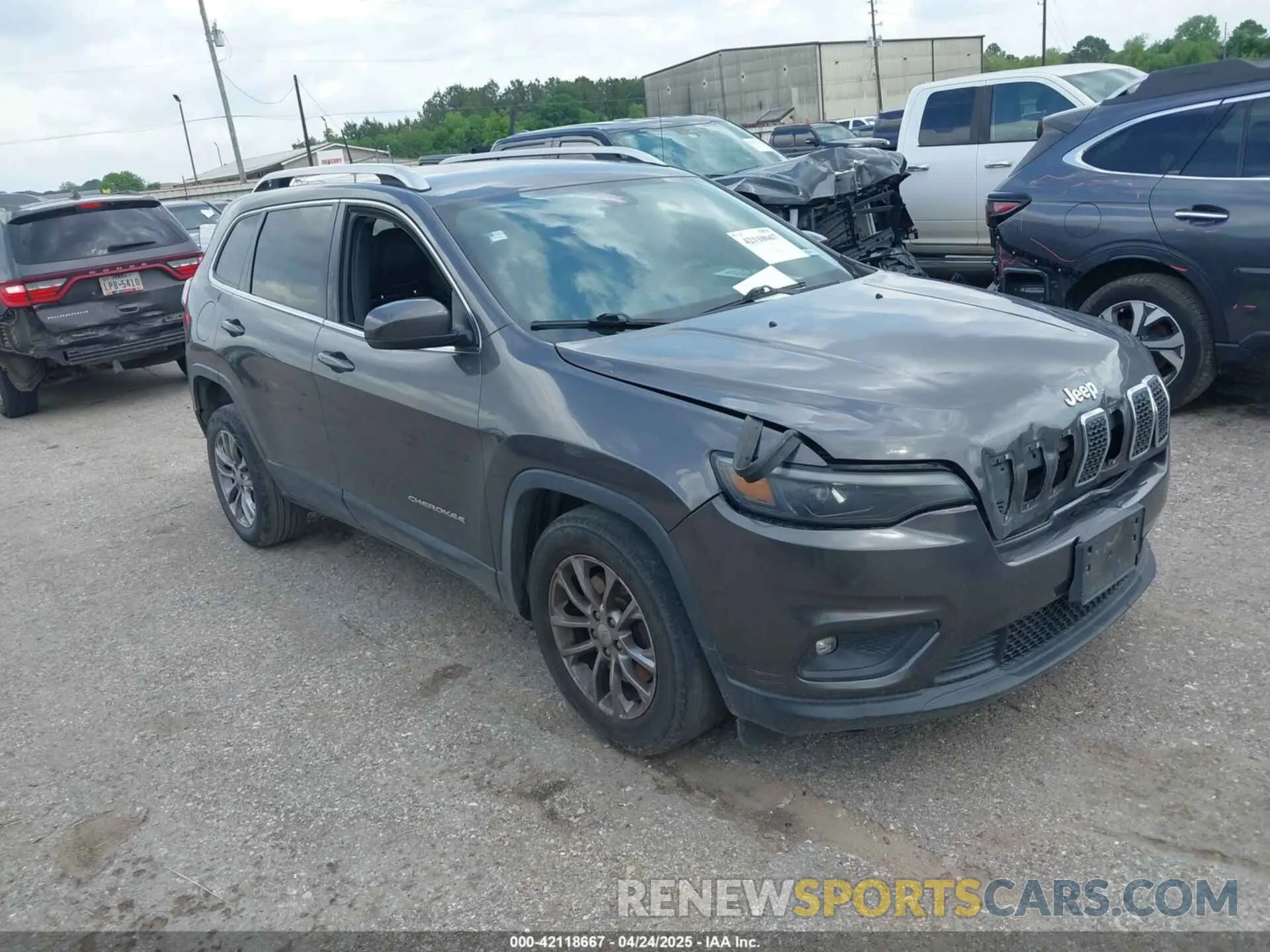 1 Фотография поврежденного автомобиля 1C4PJLLB3KD312187 JEEP CHEROKEE 2019