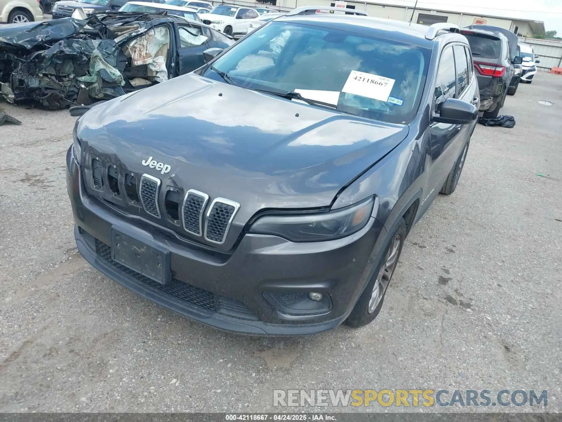 2 Фотография поврежденного автомобиля 1C4PJLLB3KD312187 JEEP CHEROKEE 2019