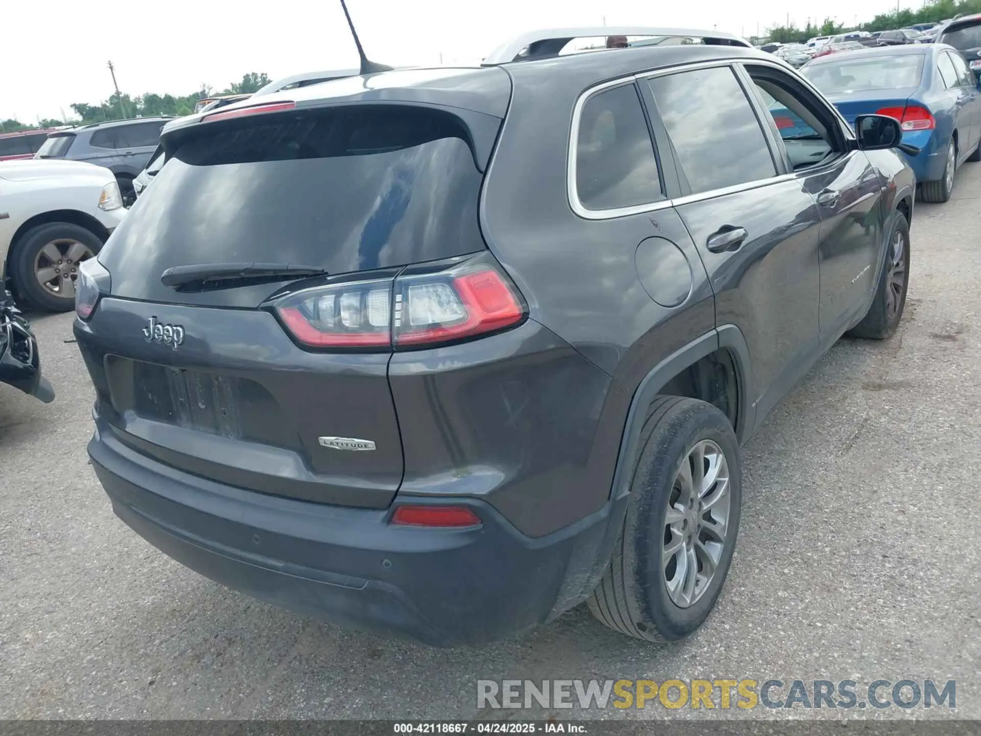 4 Фотография поврежденного автомобиля 1C4PJLLB3KD312187 JEEP CHEROKEE 2019