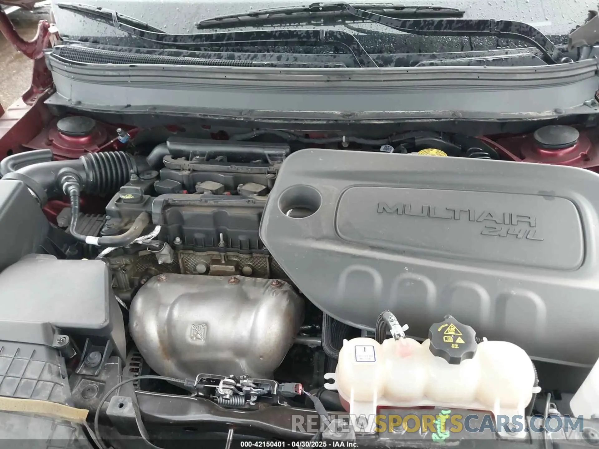 10 Photograph of a damaged car 1C4PJLLB3KD327000 JEEP CHEROKEE 2019