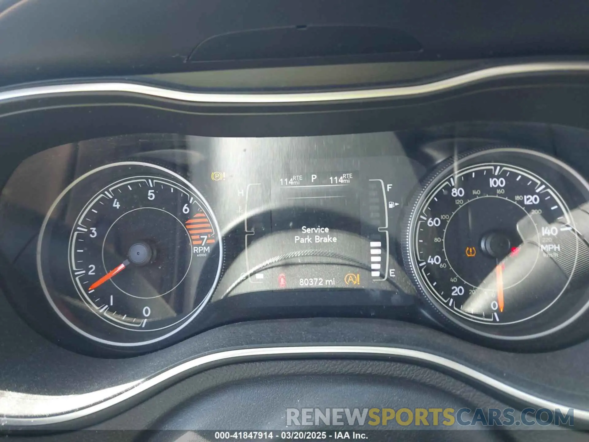 7 Photograph of a damaged car 1C4PJLLB3KD339230 JEEP CHEROKEE 2019