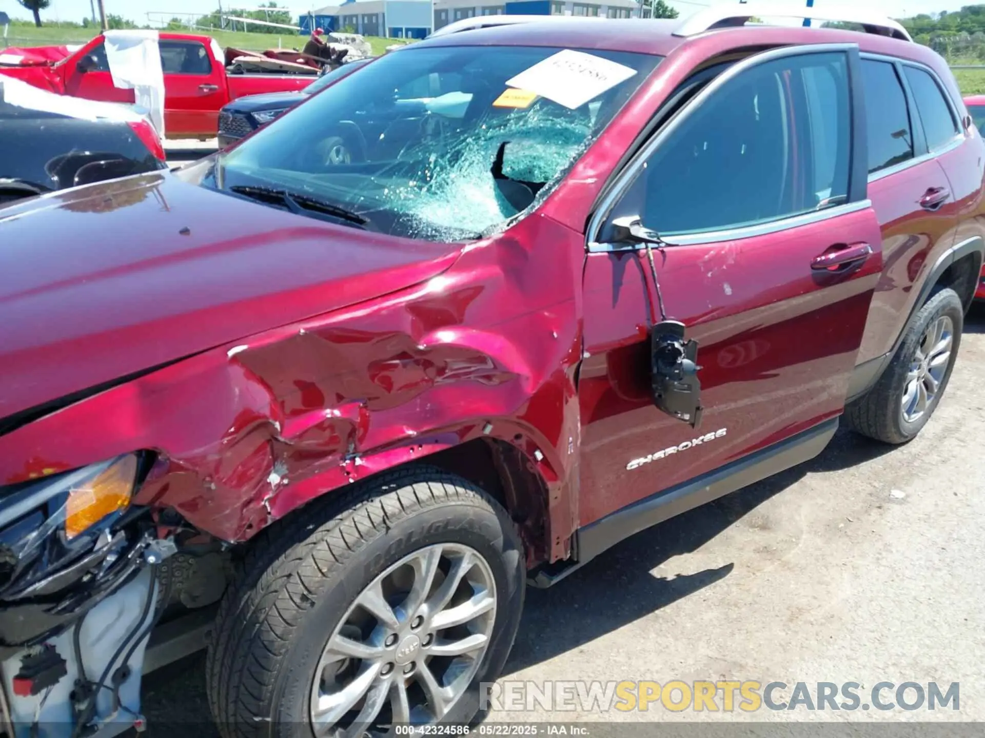 6 Photograph of a damaged car 1C4PJLLB3KD435049 JEEP CHEROKEE 2019