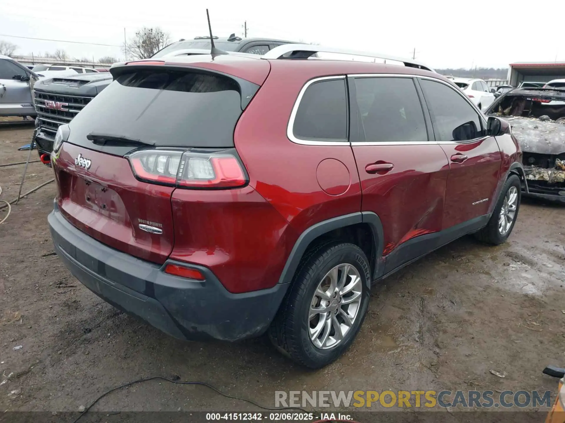 4 Фотография поврежденного автомобиля 1C4PJLLB4KD226533 JEEP CHEROKEE 2019