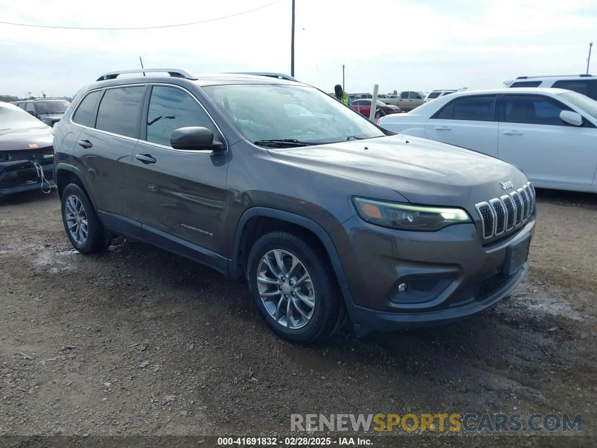 1 Фотография поврежденного автомобиля 1C4PJLLB4KD403310 JEEP CHEROKEE 2019