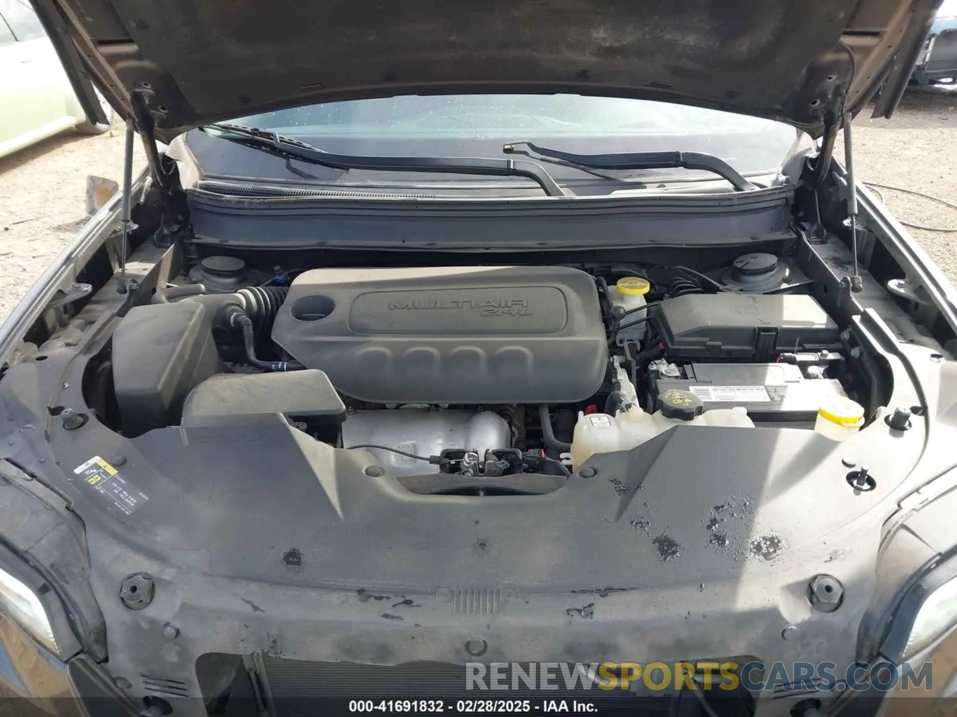 10 Фотография поврежденного автомобиля 1C4PJLLB4KD403310 JEEP CHEROKEE 2019