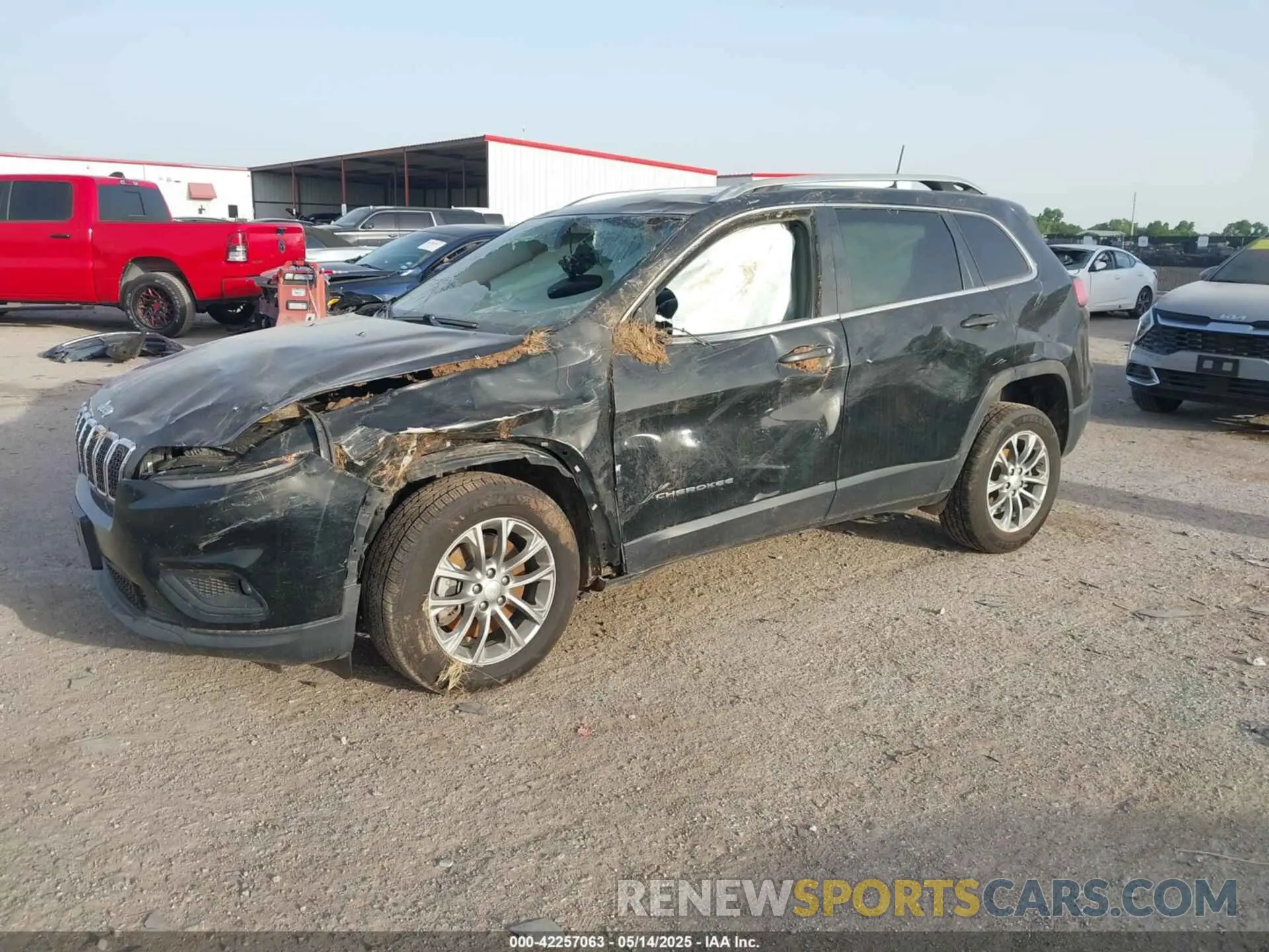 2 Фотография поврежденного автомобиля 1C4PJLLB5KD300798 JEEP CHEROKEE 2019