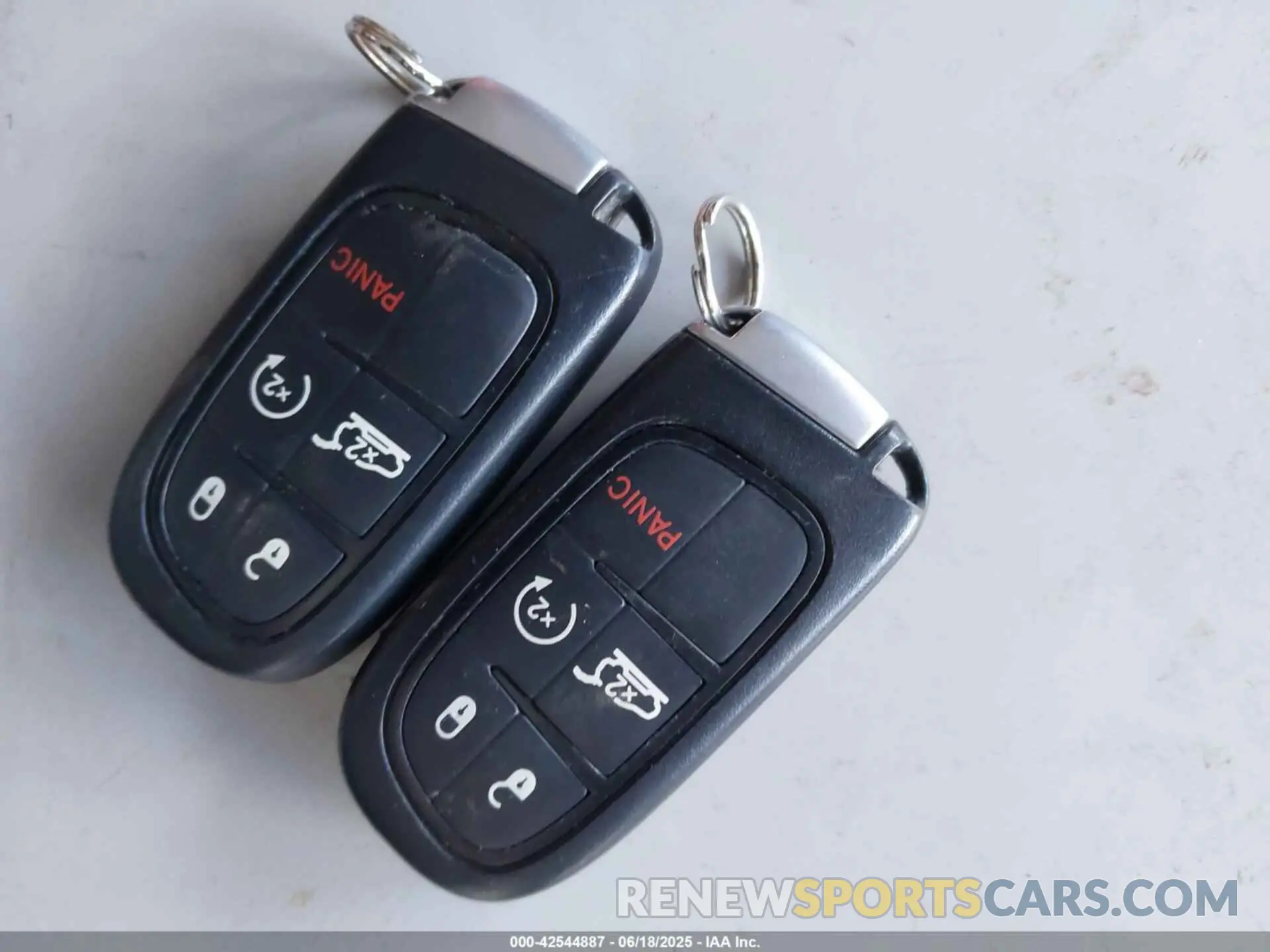 11 Фотография поврежденного автомобиля 1C4PJLLB7KD301578 JEEP CHEROKEE 2019