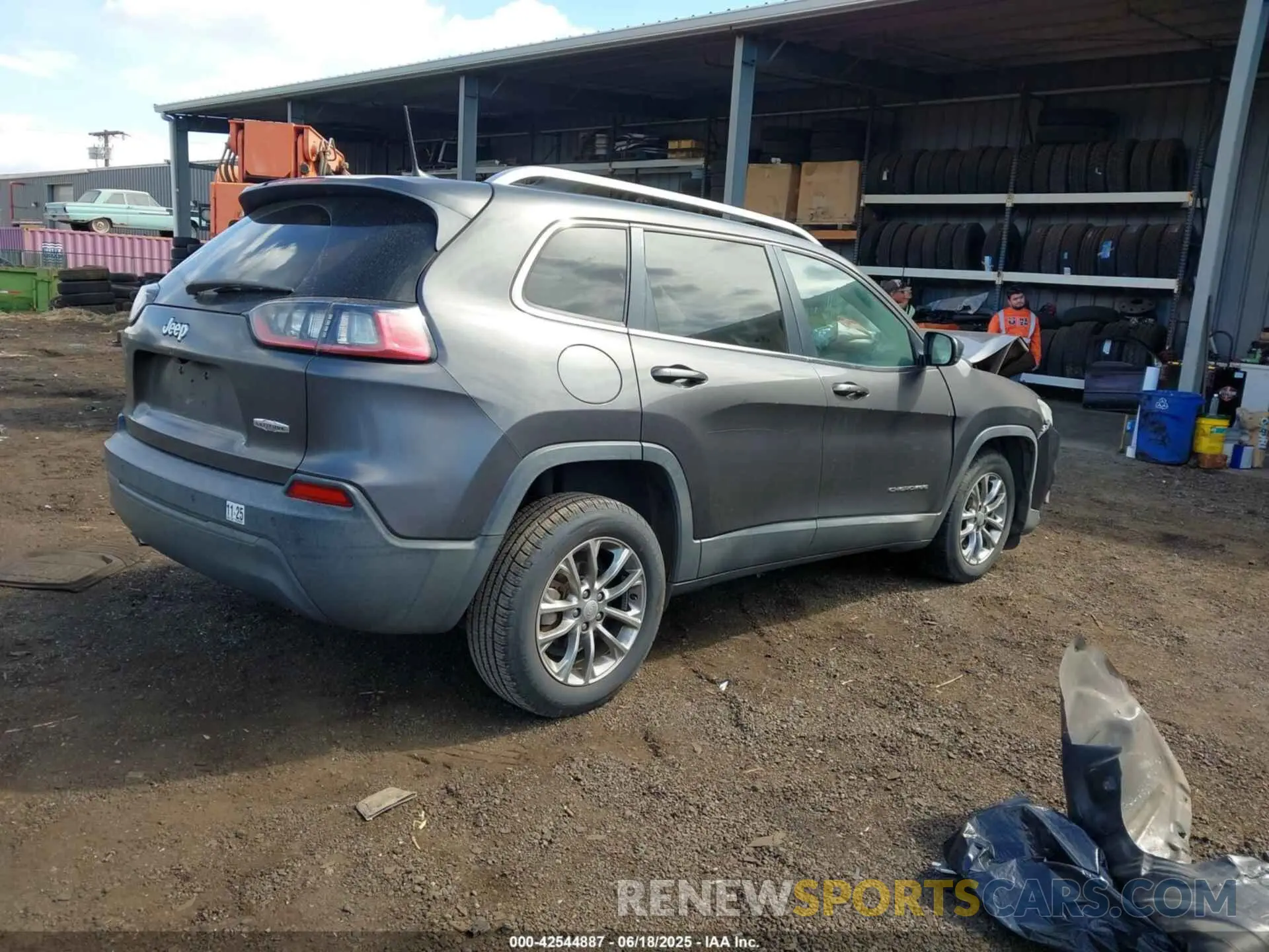 4 Фотография поврежденного автомобиля 1C4PJLLB7KD301578 JEEP CHEROKEE 2019
