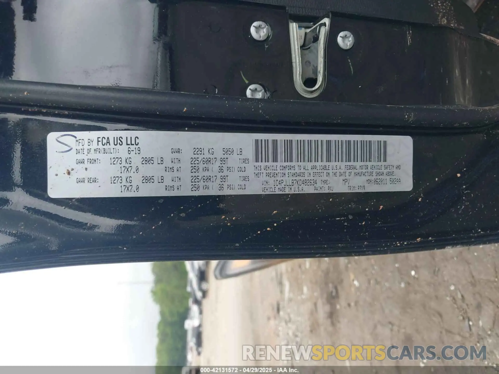 9 Фотография поврежденного автомобиля 1C4PJLLB7KD482634 JEEP CHEROKEE 2019