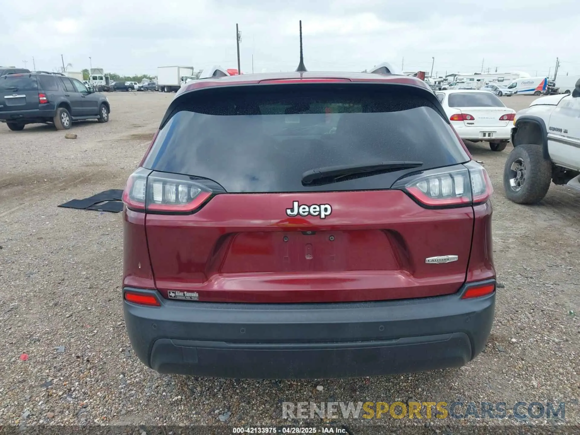 16 Фотография поврежденного автомобиля 1C4PJLLB9KD404257 JEEP CHEROKEE 2019
