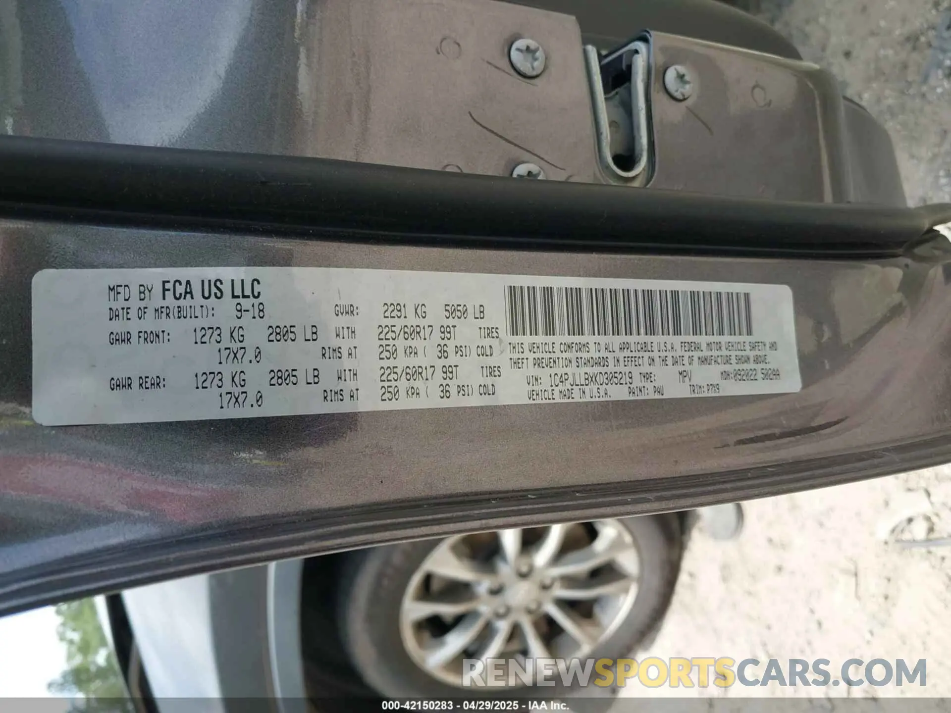 9 Фотография поврежденного автомобиля 1C4PJLLBXKD305219 JEEP CHEROKEE 2019