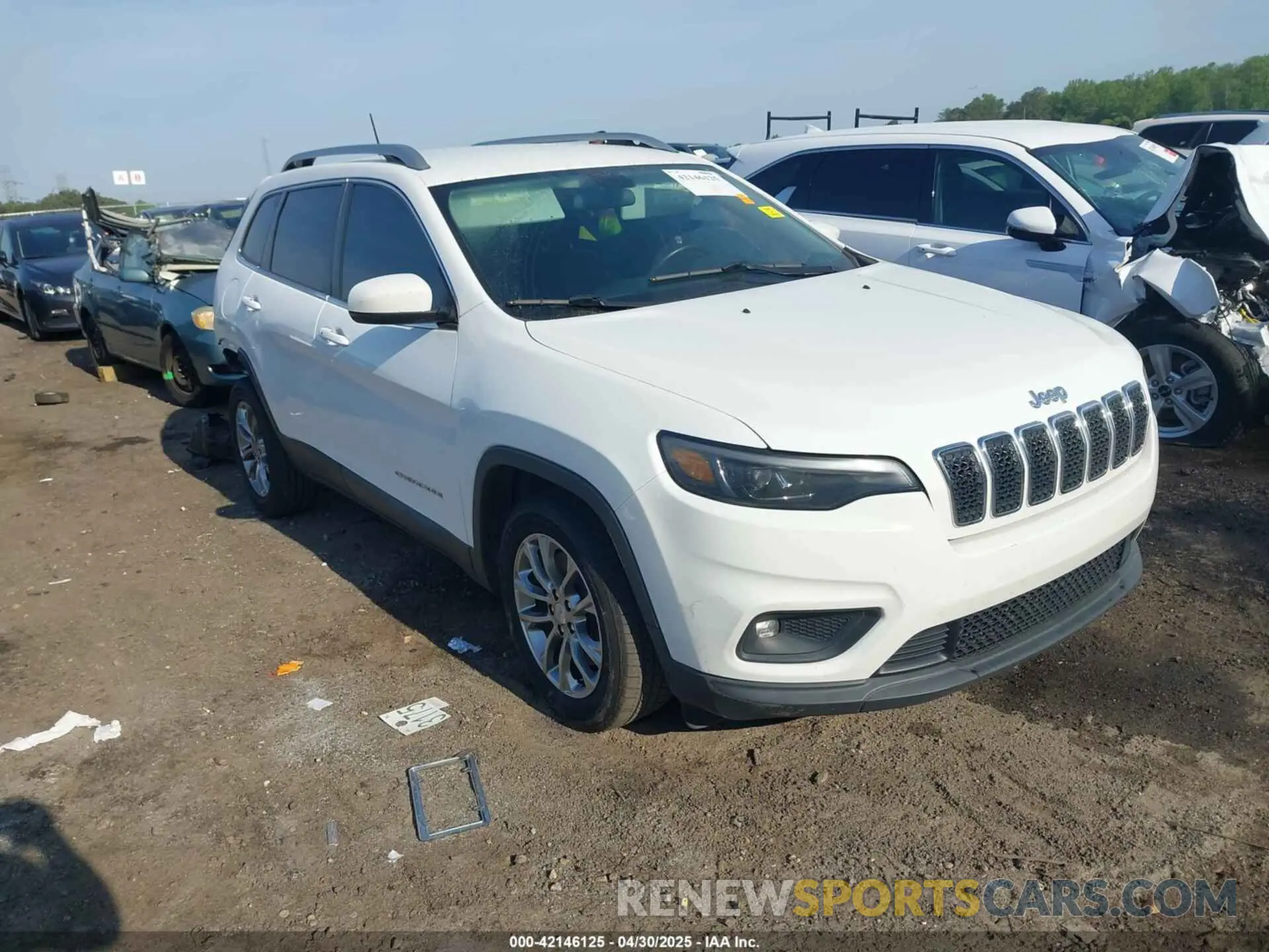 1 Photograph of a damaged car 1C4PJLLBXKD308346 JEEP CHEROKEE 2019