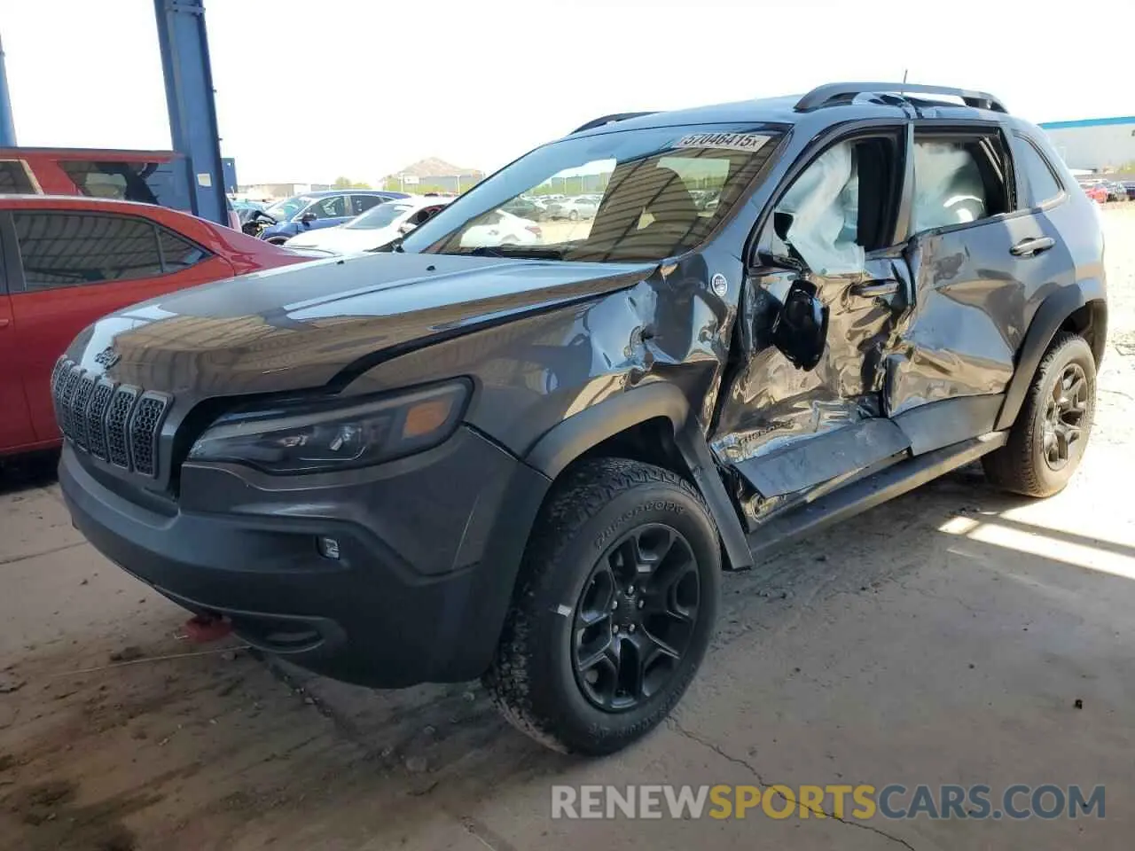 1 Фотография поврежденного автомобиля 1C4PJMBN4KD300180 JEEP CHEROKEE 2019